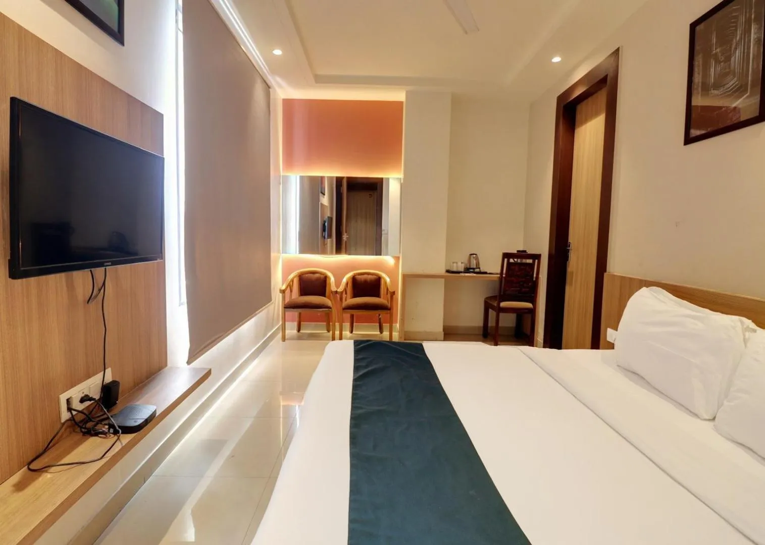 Bed in Hotel Mystic Inn