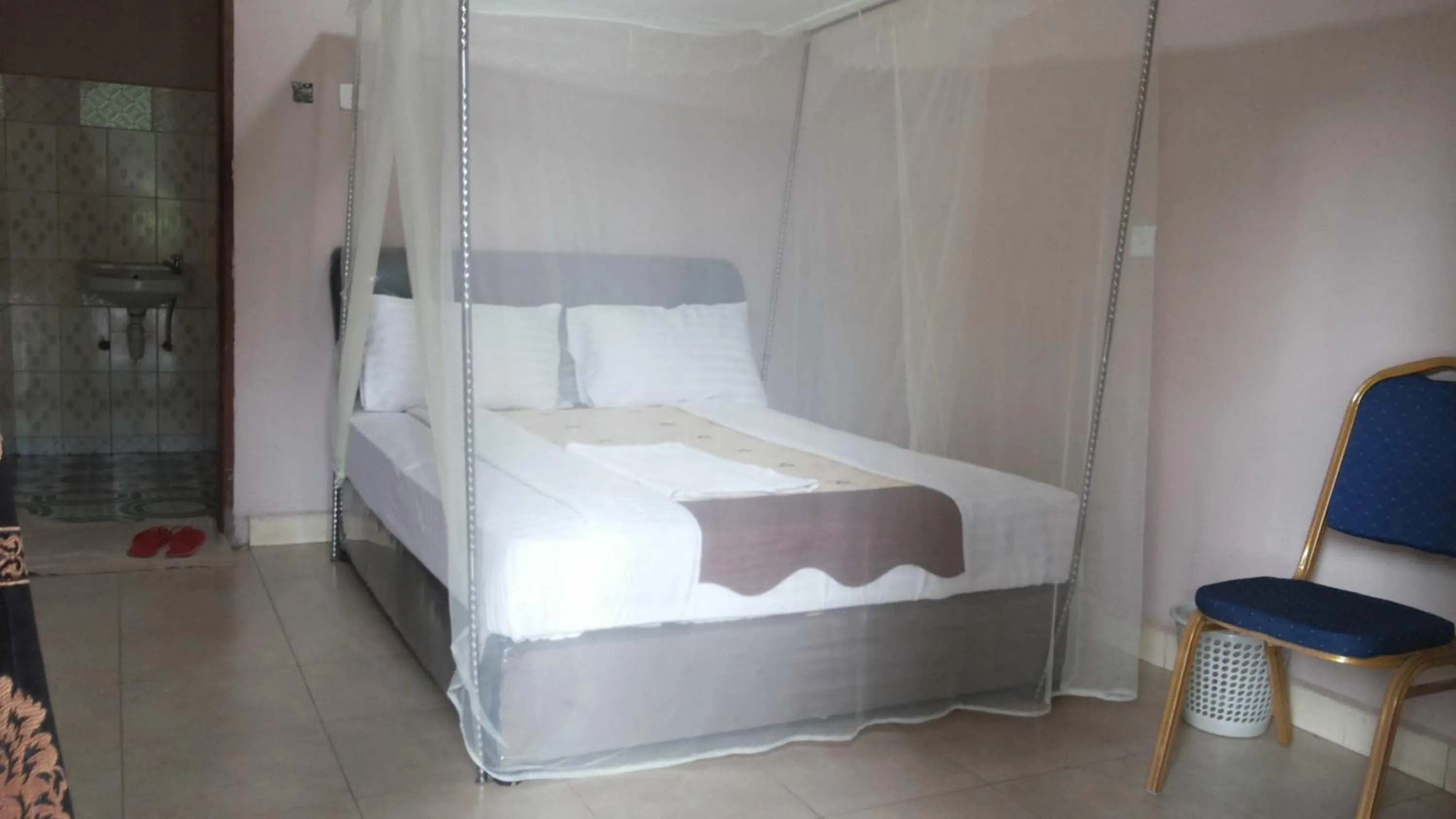 Bedroom in Blue Dove Koboko