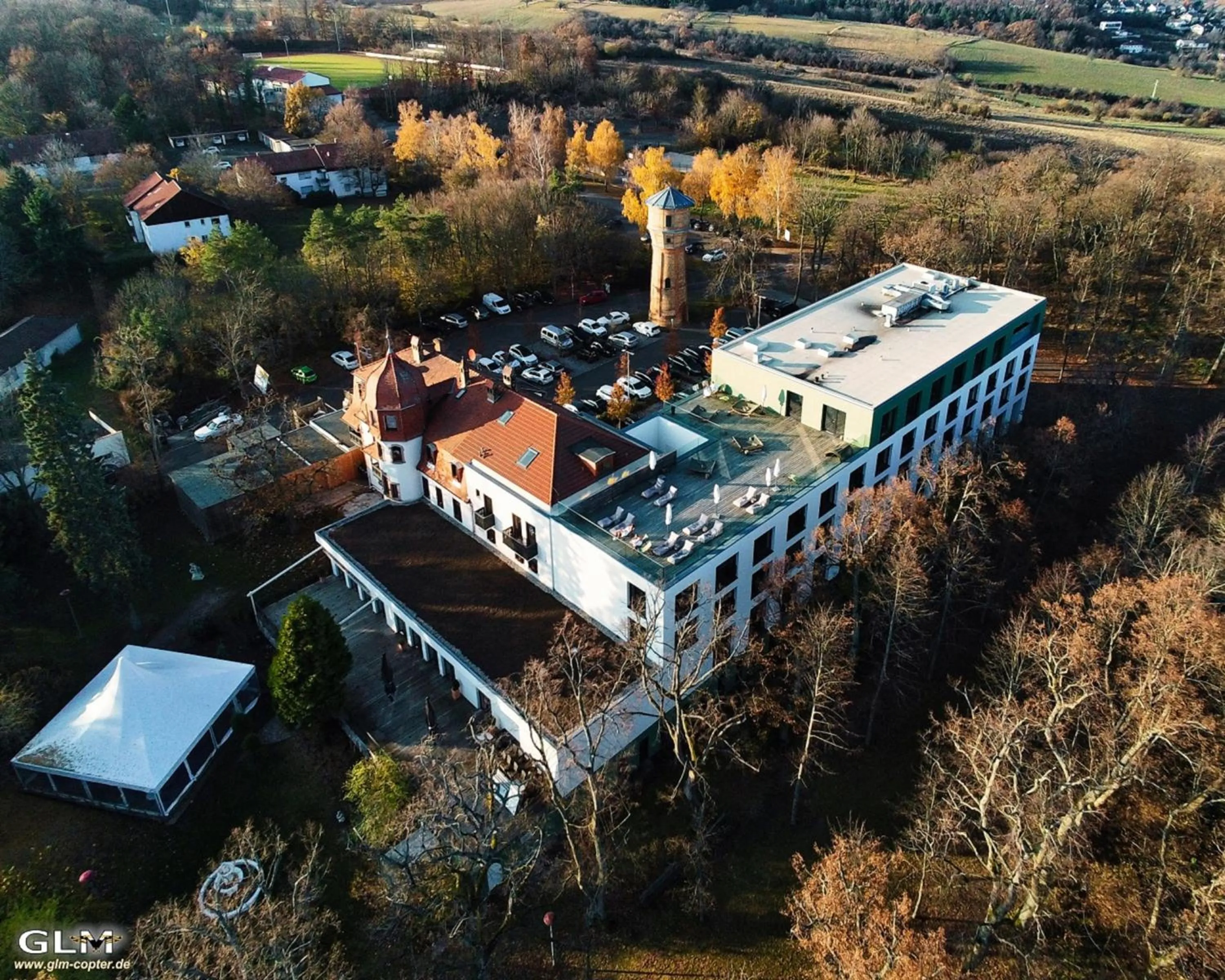 Property building in Parkhotel Schillerhain