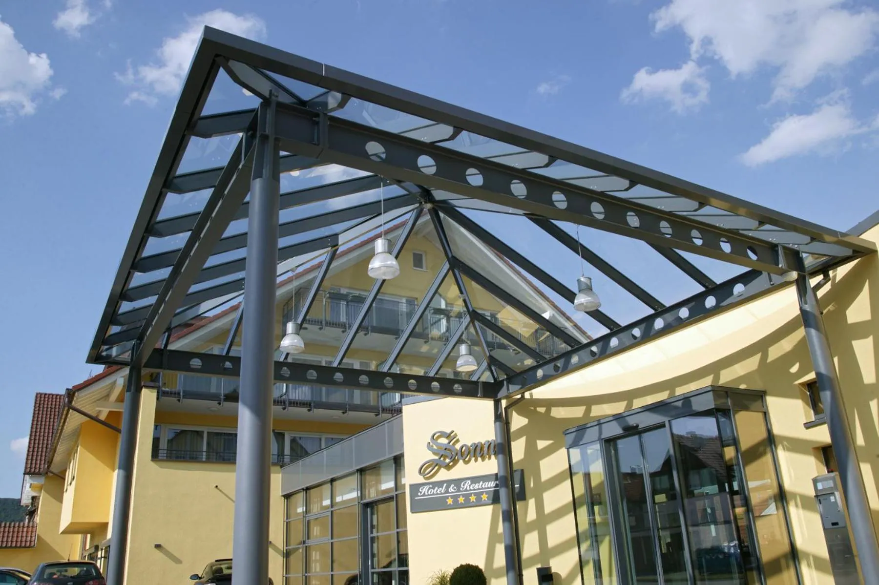 Facade/entrance in Hotel Sonne Rudersberg