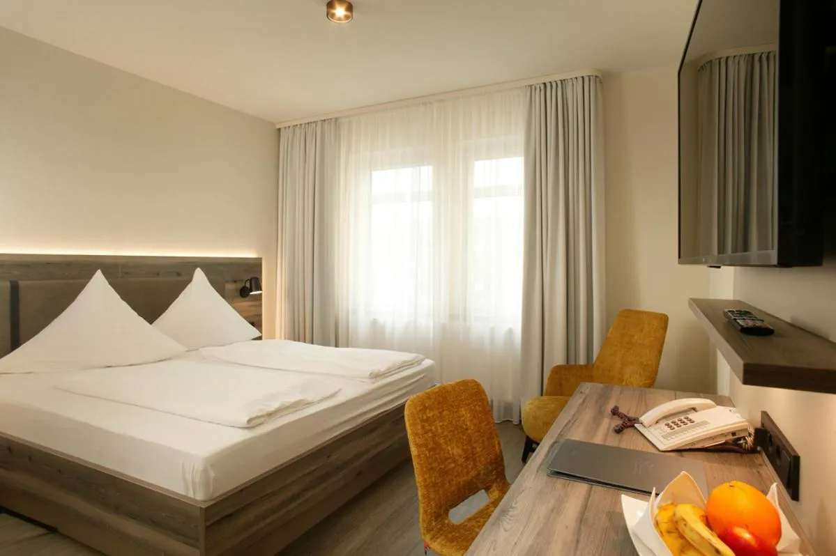 Photo of the whole room, Bed in Hotel Sonne Rudersberg