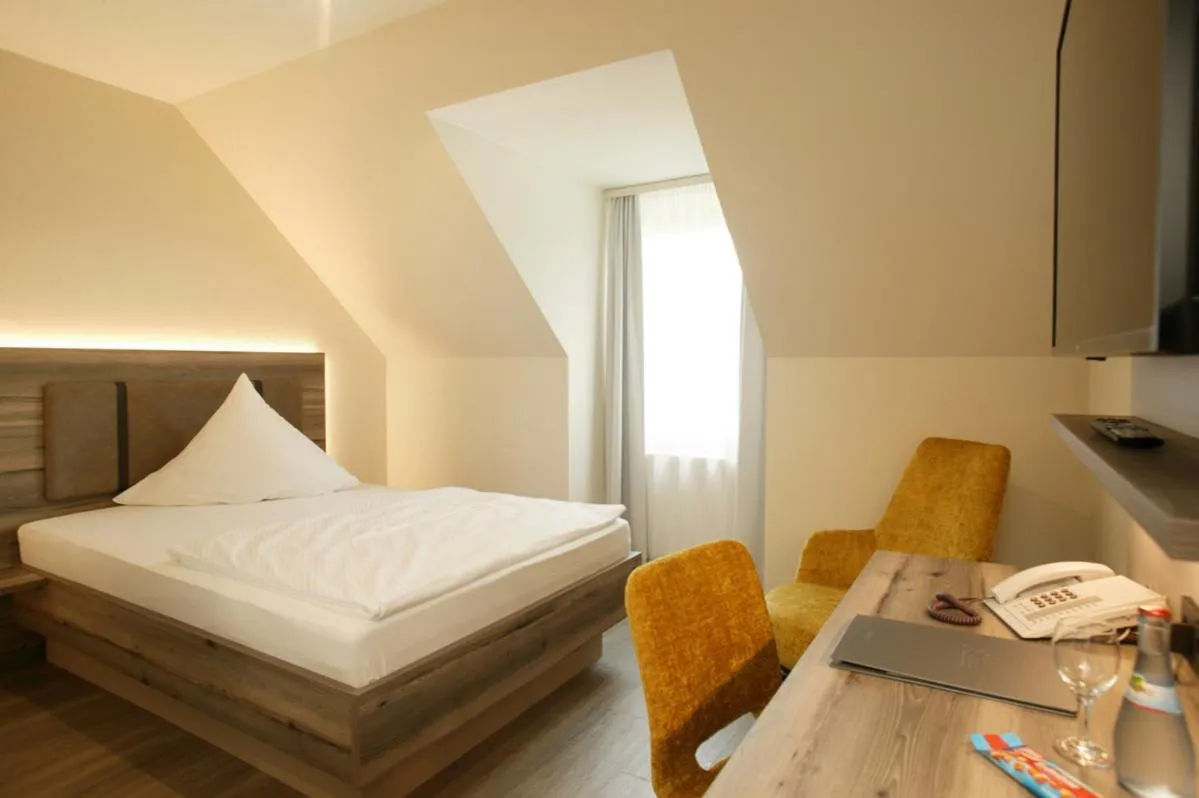 Photo of the whole room, Bed in Hotel Sonne Rudersberg