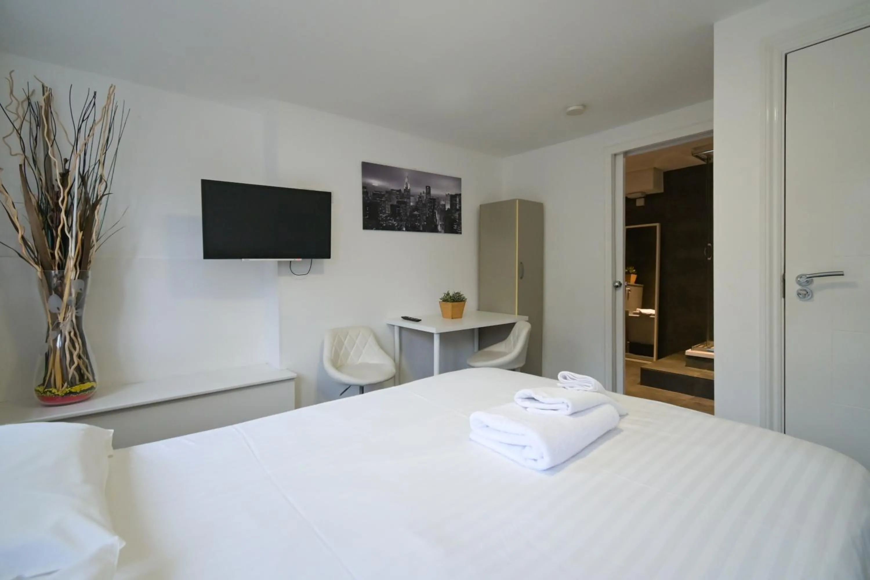 Bed in Charlotte Street Rooms by News Hotel