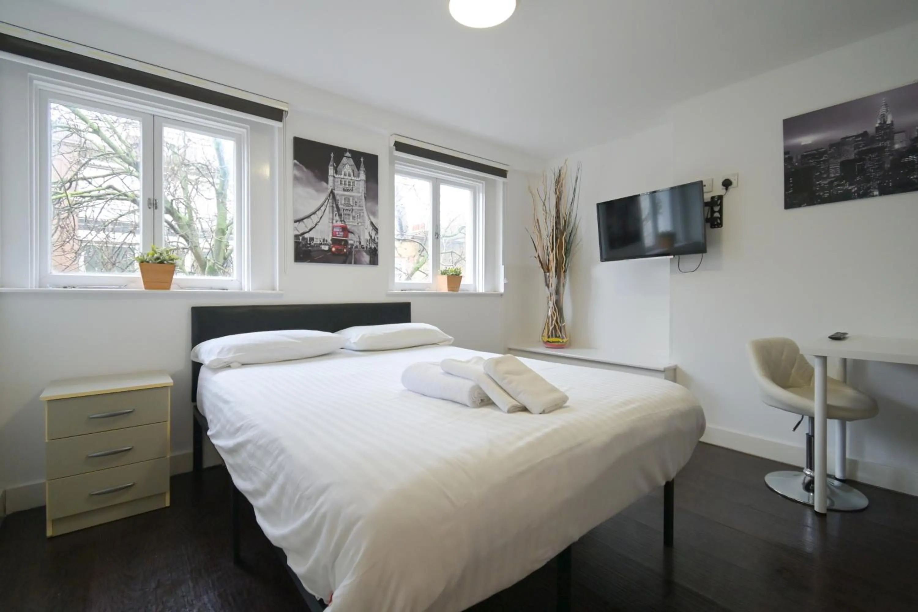 Bed in Charlotte Street Rooms by News Hotel