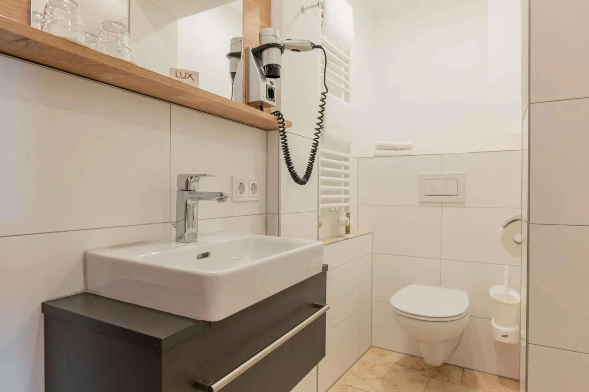 Shower in Gasthof Krone