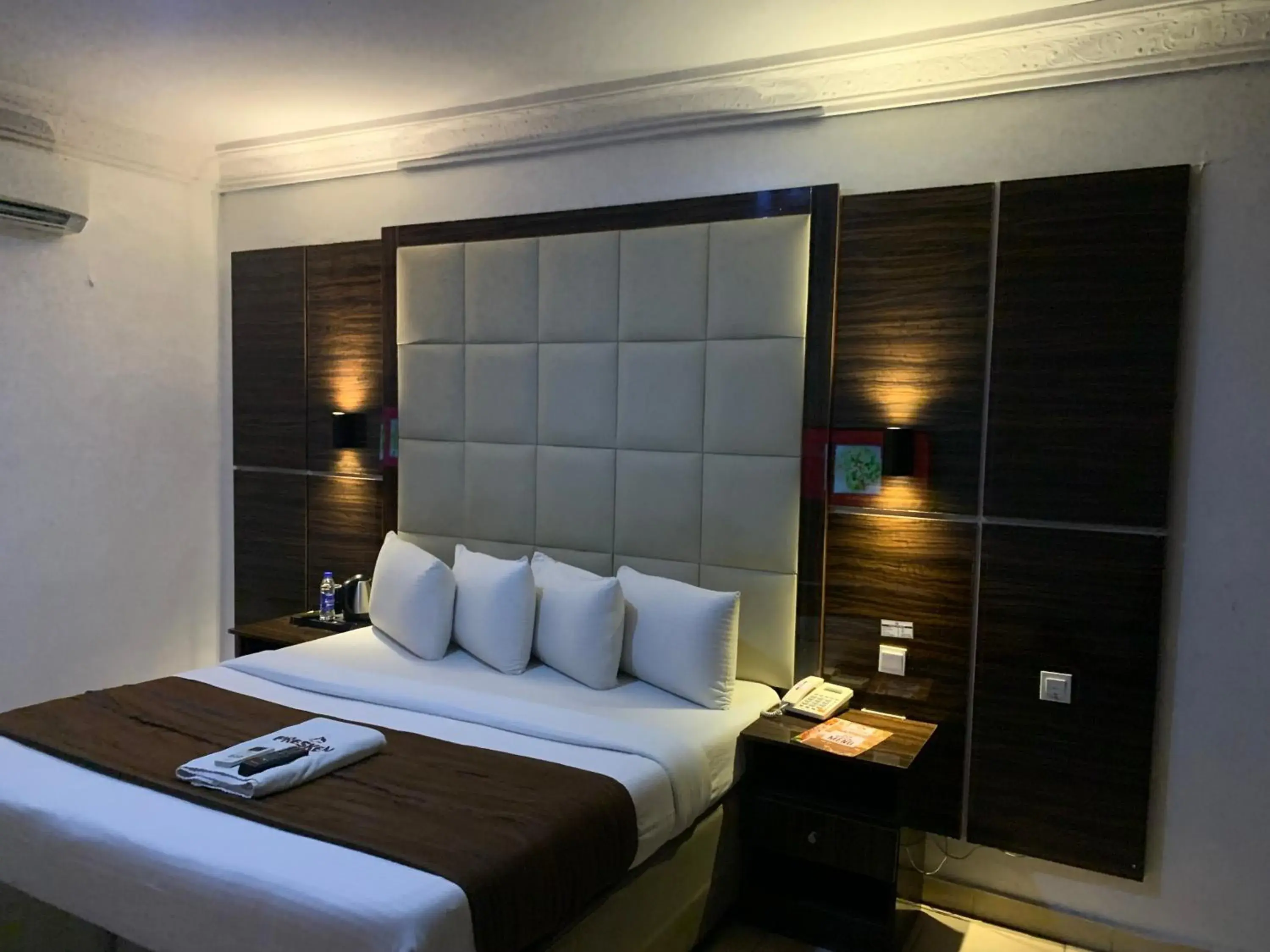 King Room in Presken Hotels @ Victoria Island King Room in Presken Hotels @ Victoria Island