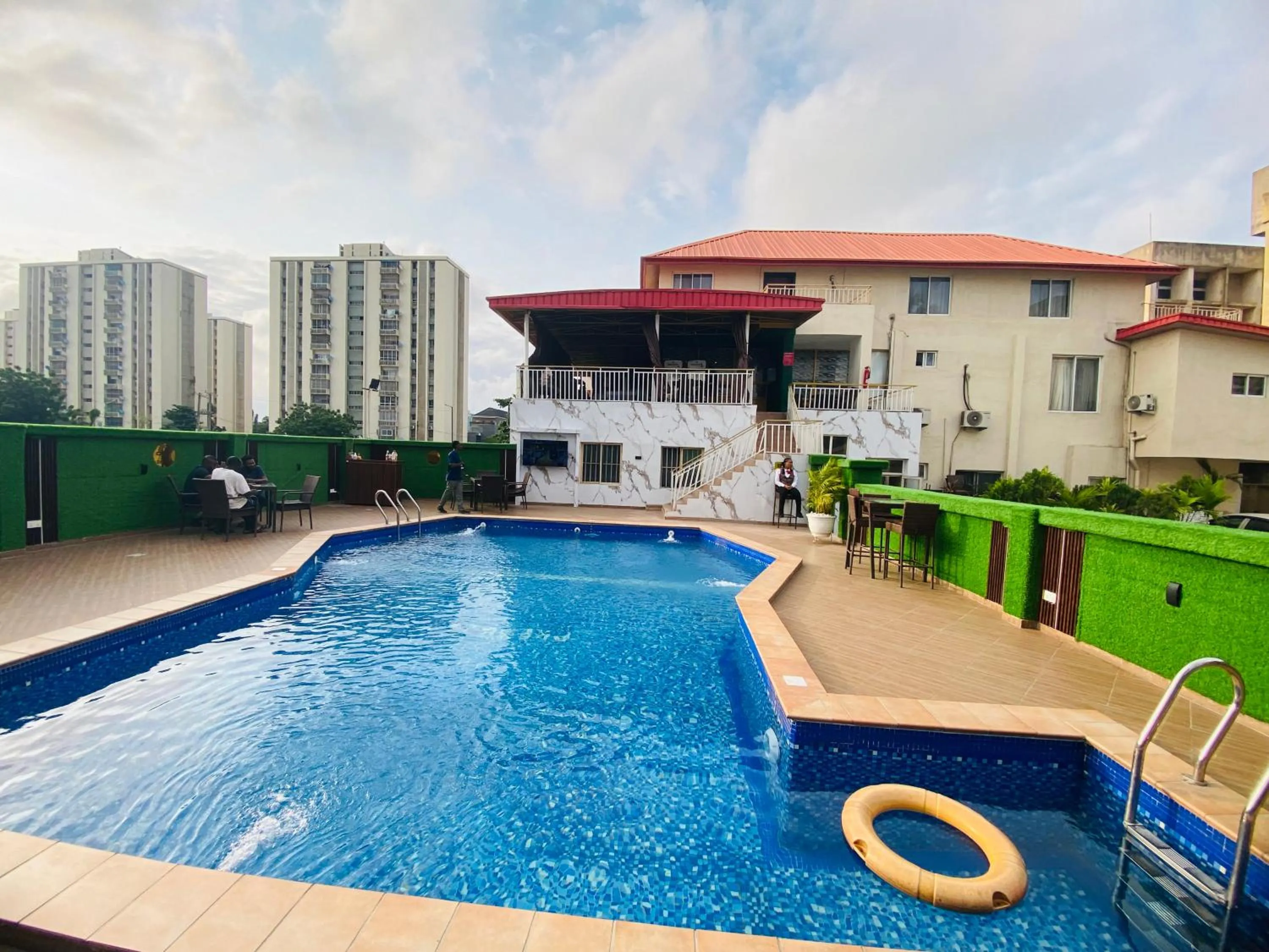 Presken Hotel Victoria Island, Bishop Oluwole