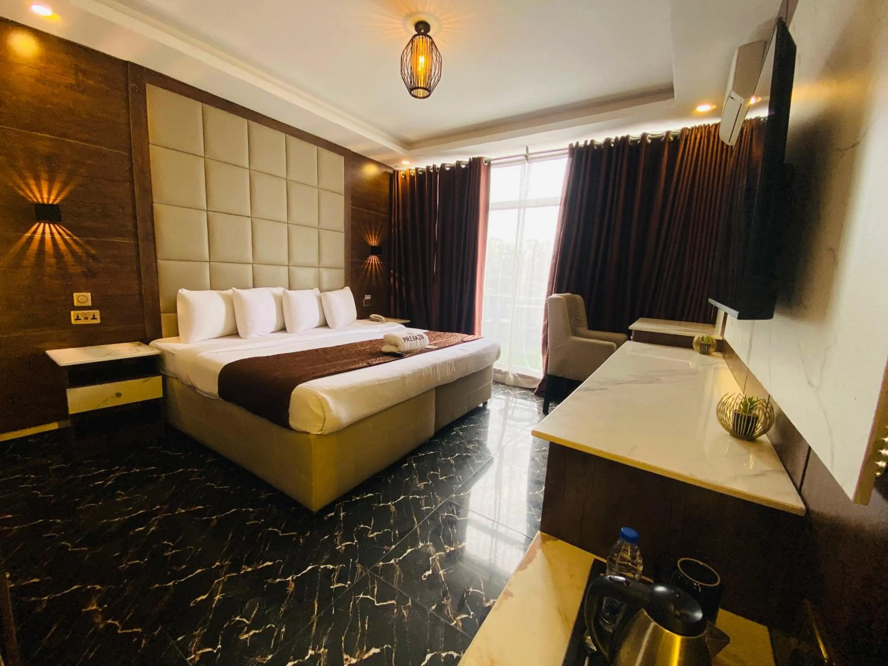 Bed in Presken Hotel Victoria Island, Bishop Oluwole