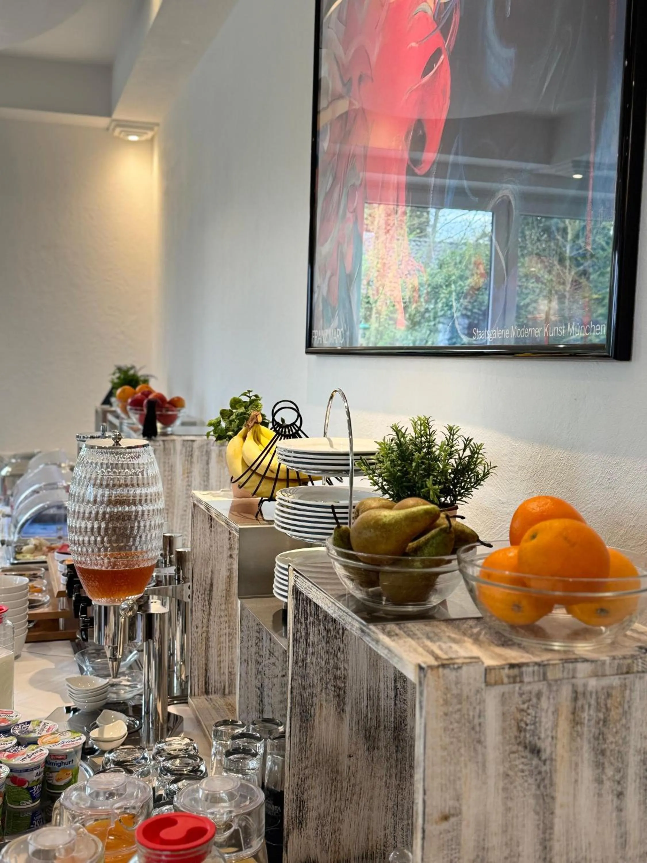 Coffee/tea facilities in B SIX Hotel