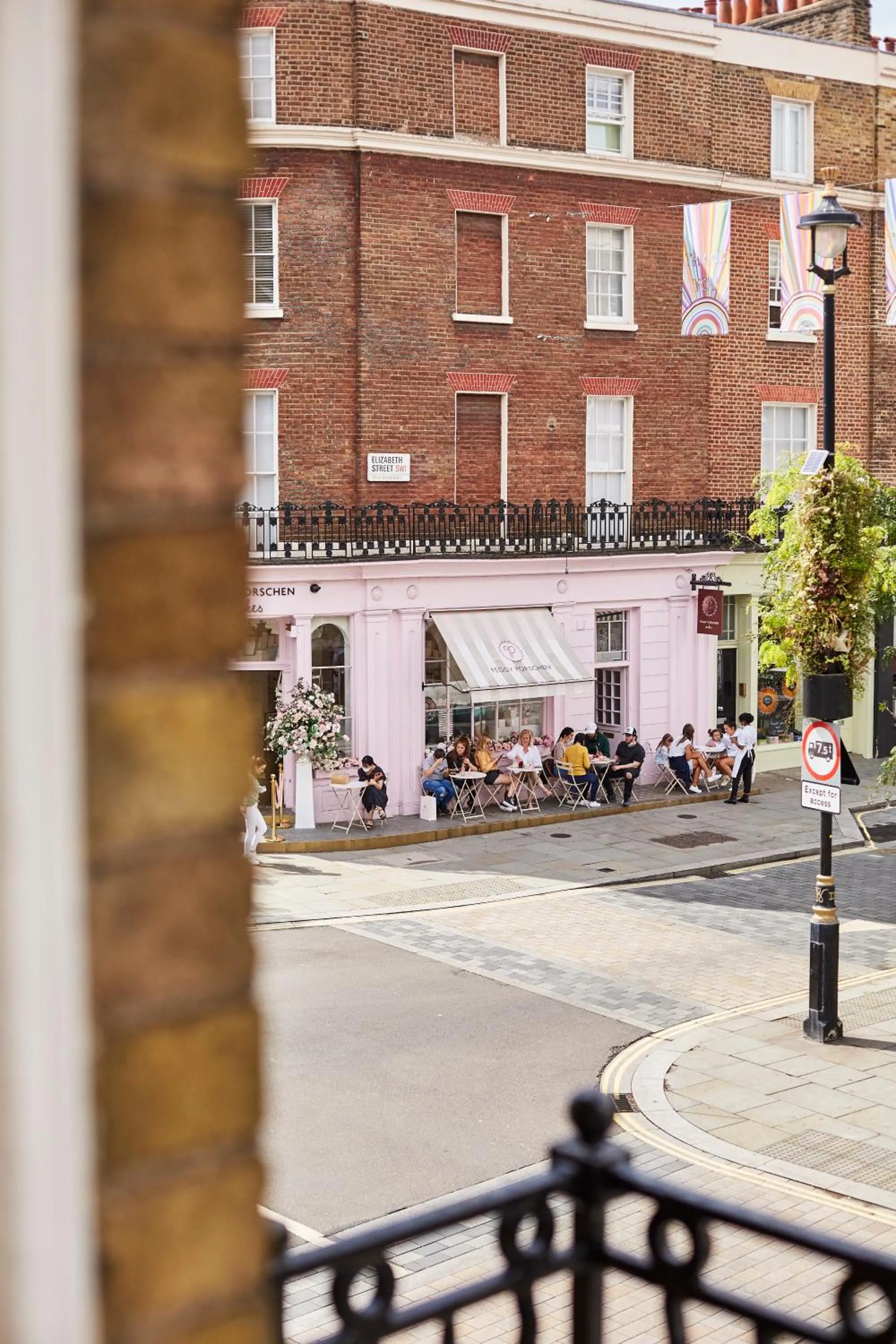 Street view in Room Mate Lime Tree