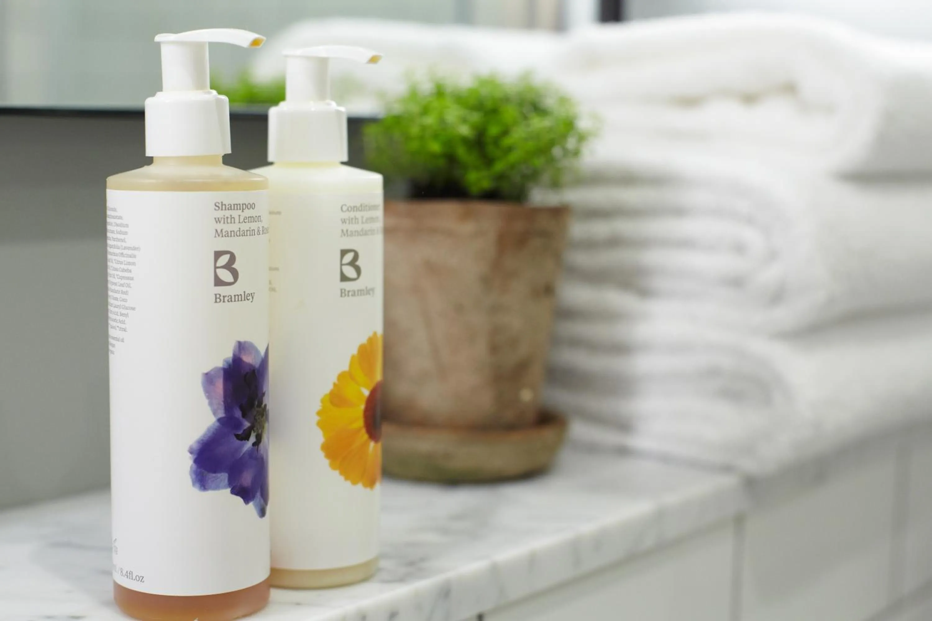 Bathroom in Room Mate Lime Tree