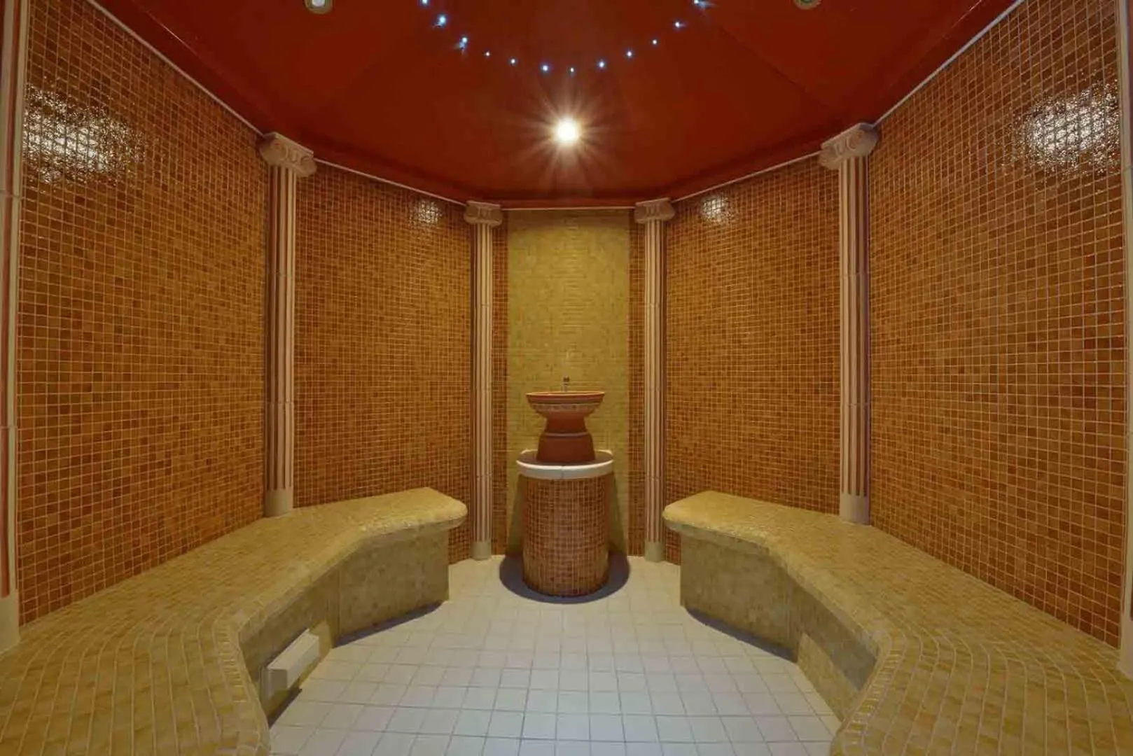 Spa and wellness centre/facilities in Boutique Hotel Erb München Parsdorf