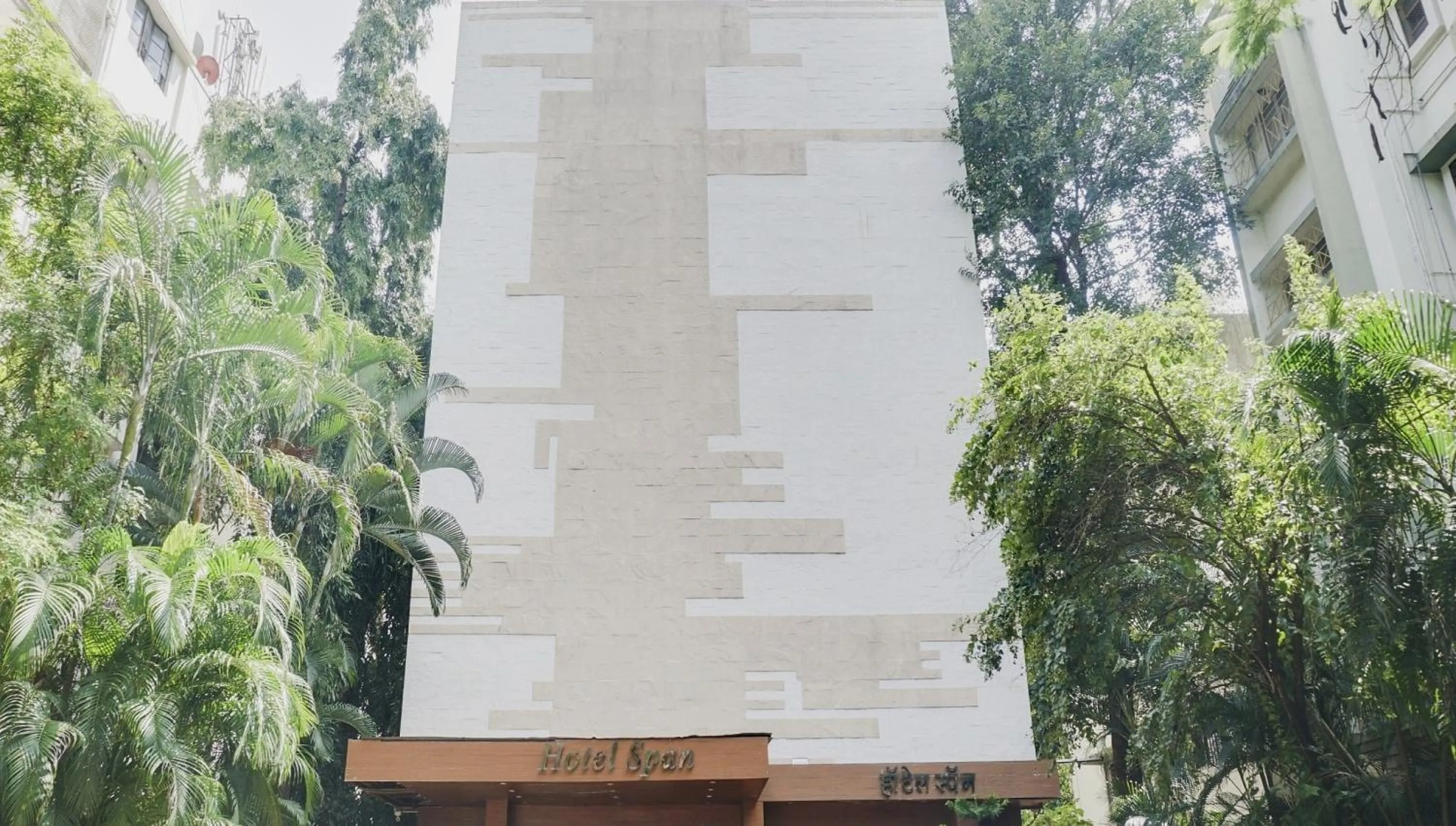 Facade/entrance in Hotel O Span Executive