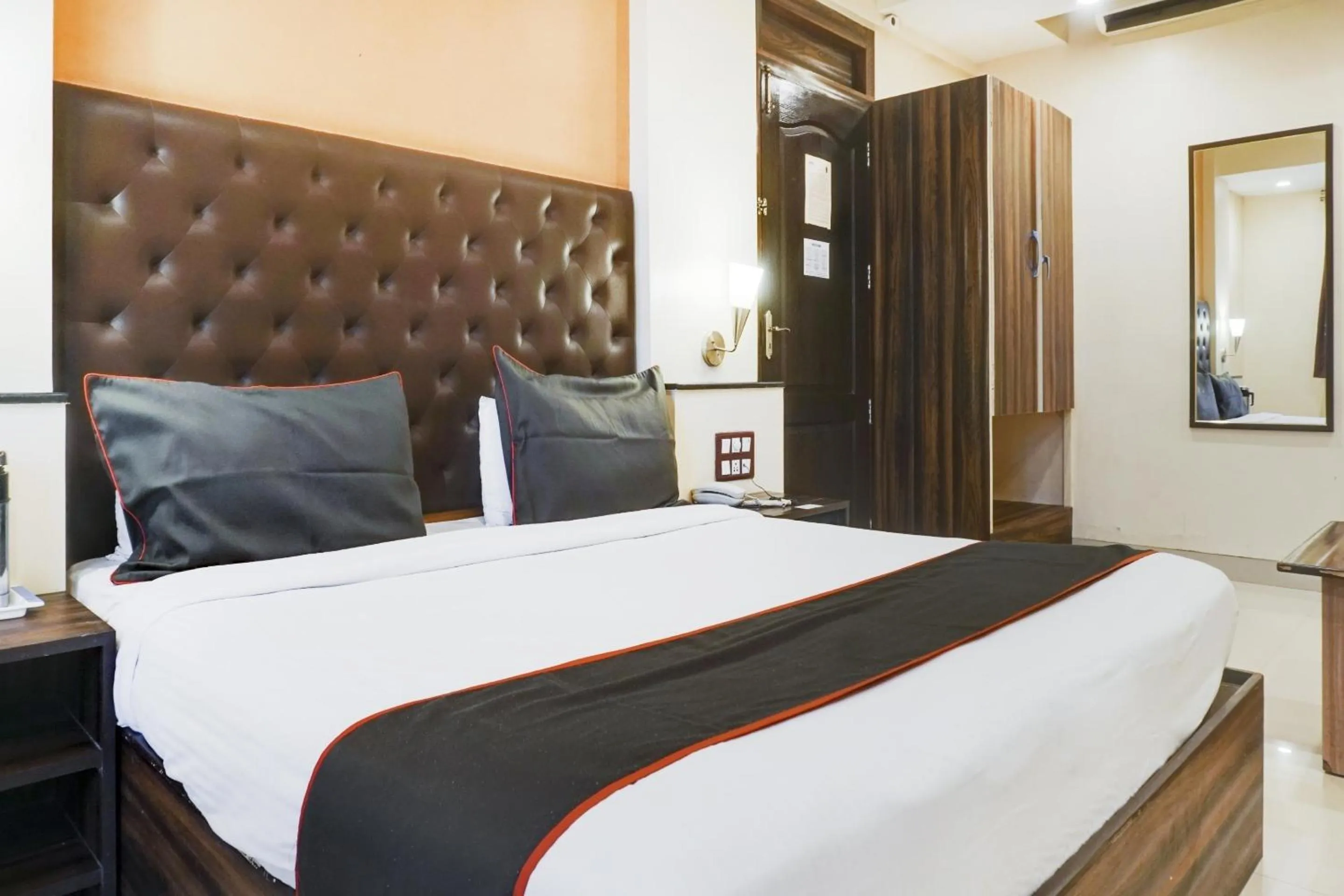 Bedroom, Bed in Hotel O Span Executive