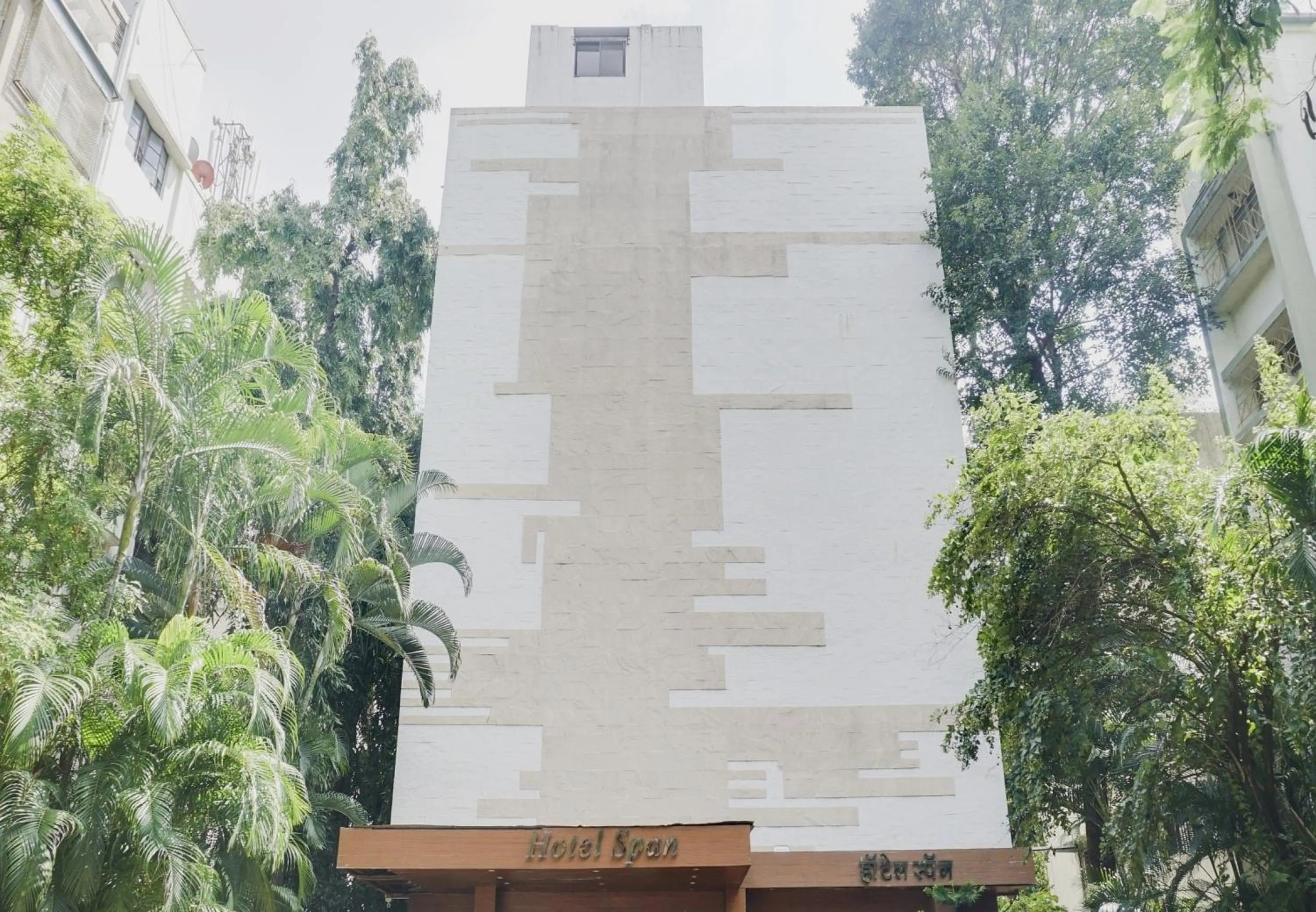 Facade/entrance in Hotel O Span Executive