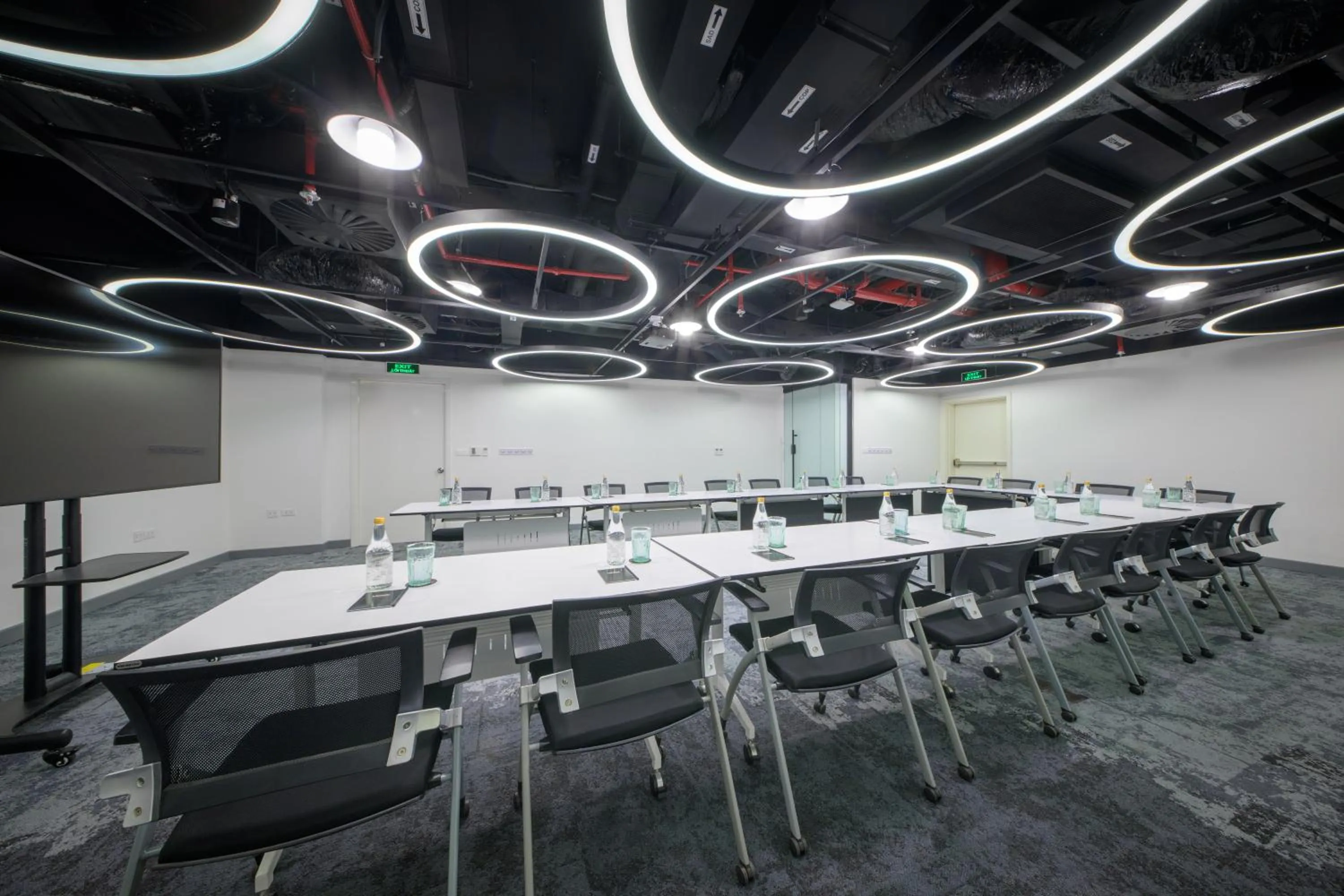 Meeting/conference room in Wink Saigon Centre, Unscripted by Hyatt