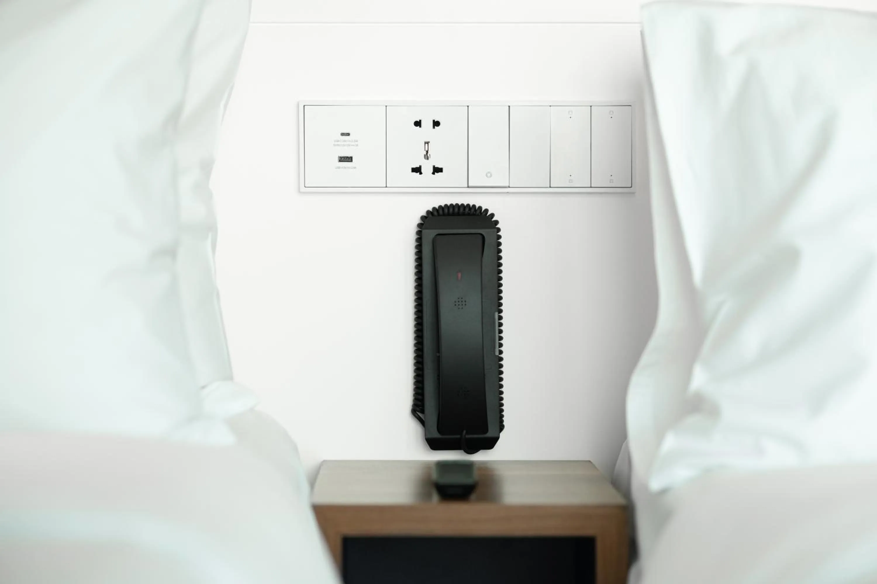 Deluxe Twin Room in Wink Saigon Centre, Unscripted by Hyatt - 24 Hours stay