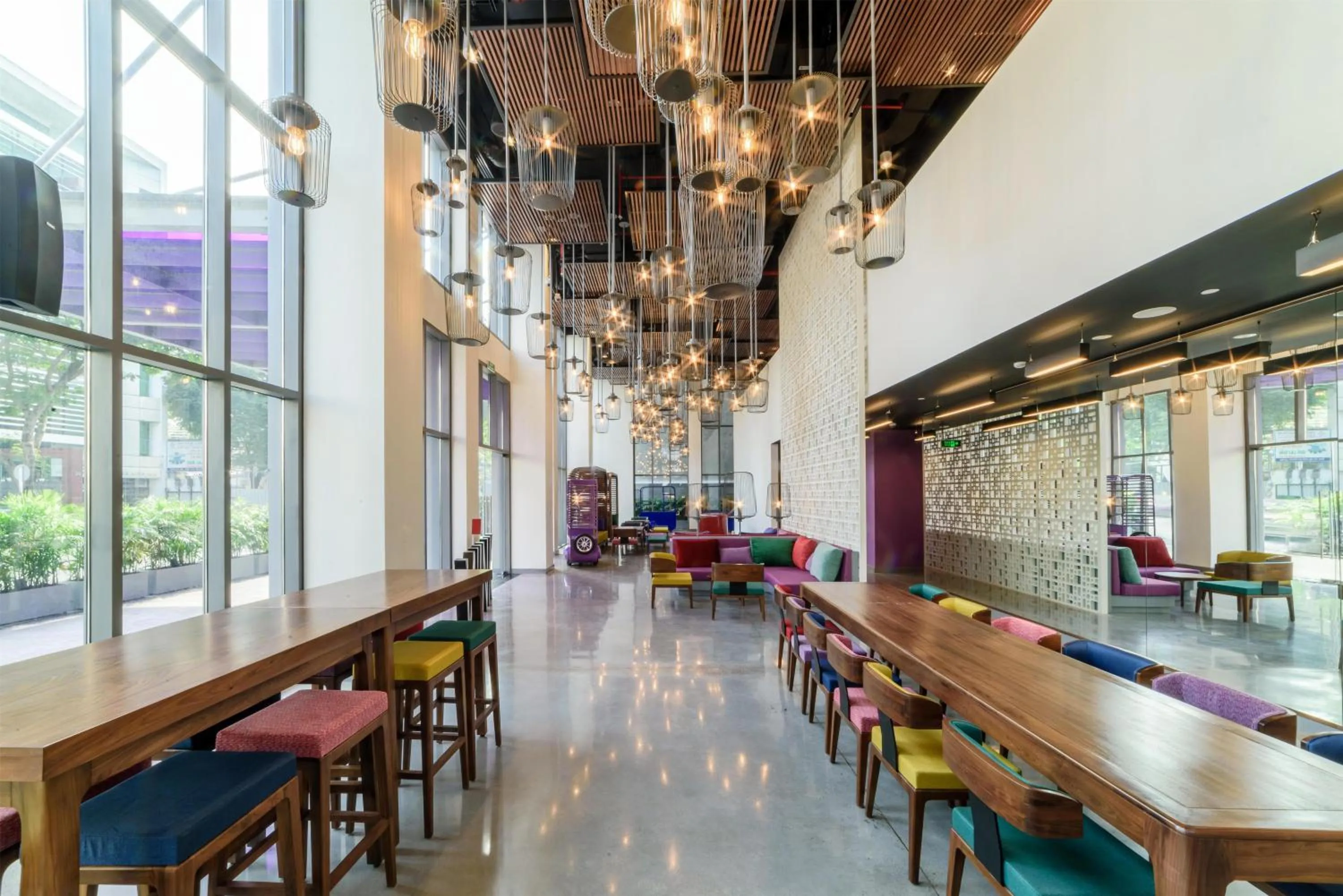 Lobby or reception in Wink Saigon Centre, Unscripted by Hyatt