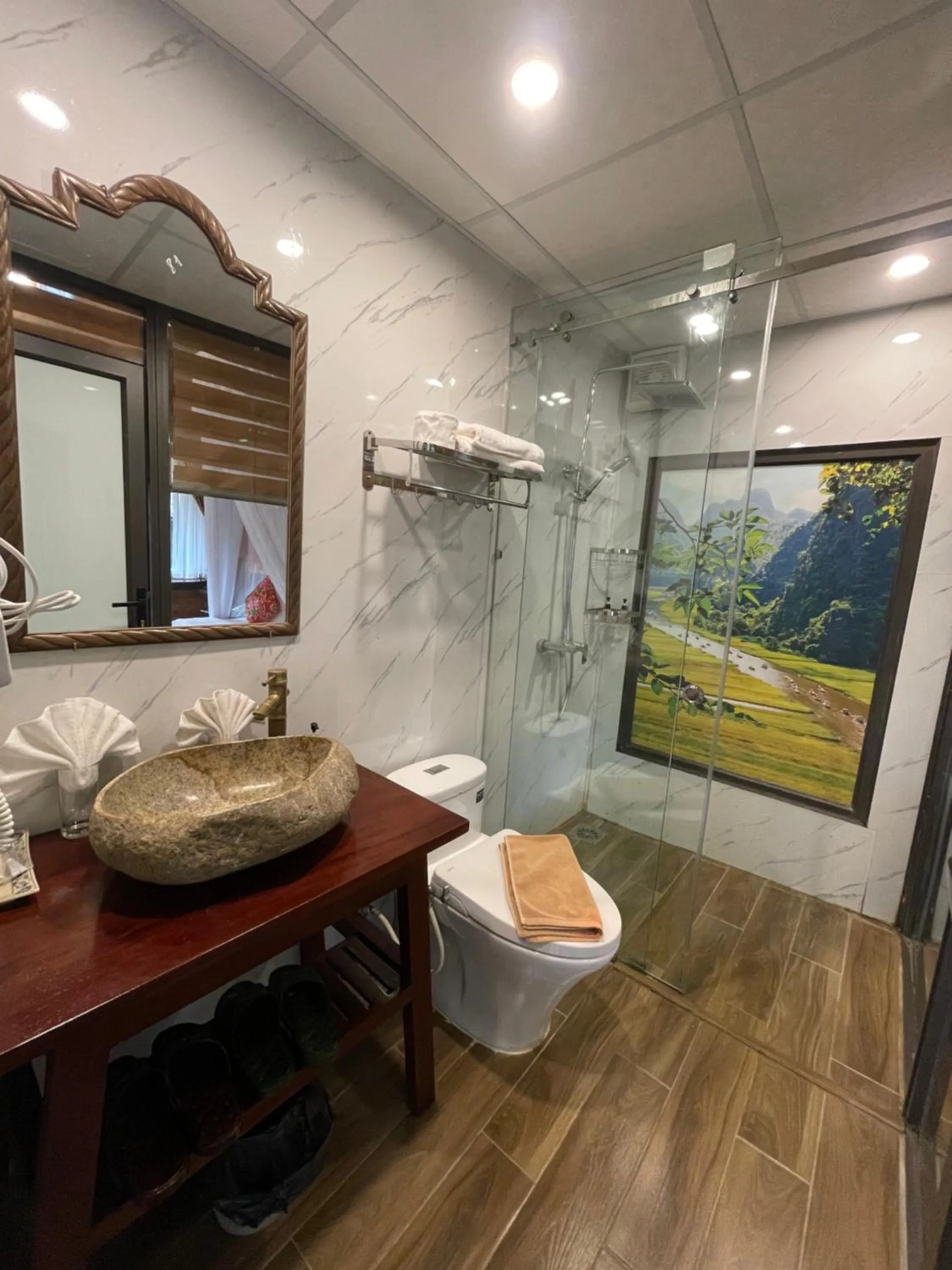 Bathroom in Tam Coc Lion Kings Hotel & Resort Ninh Binh