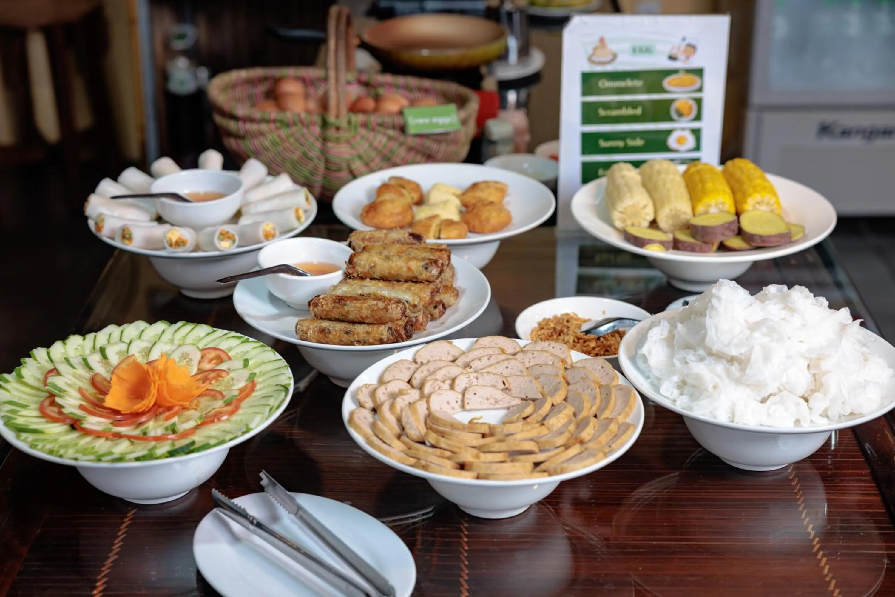 Food and drinks in Tam Coc Lion Kings Hotel & Resort Ninh Binh