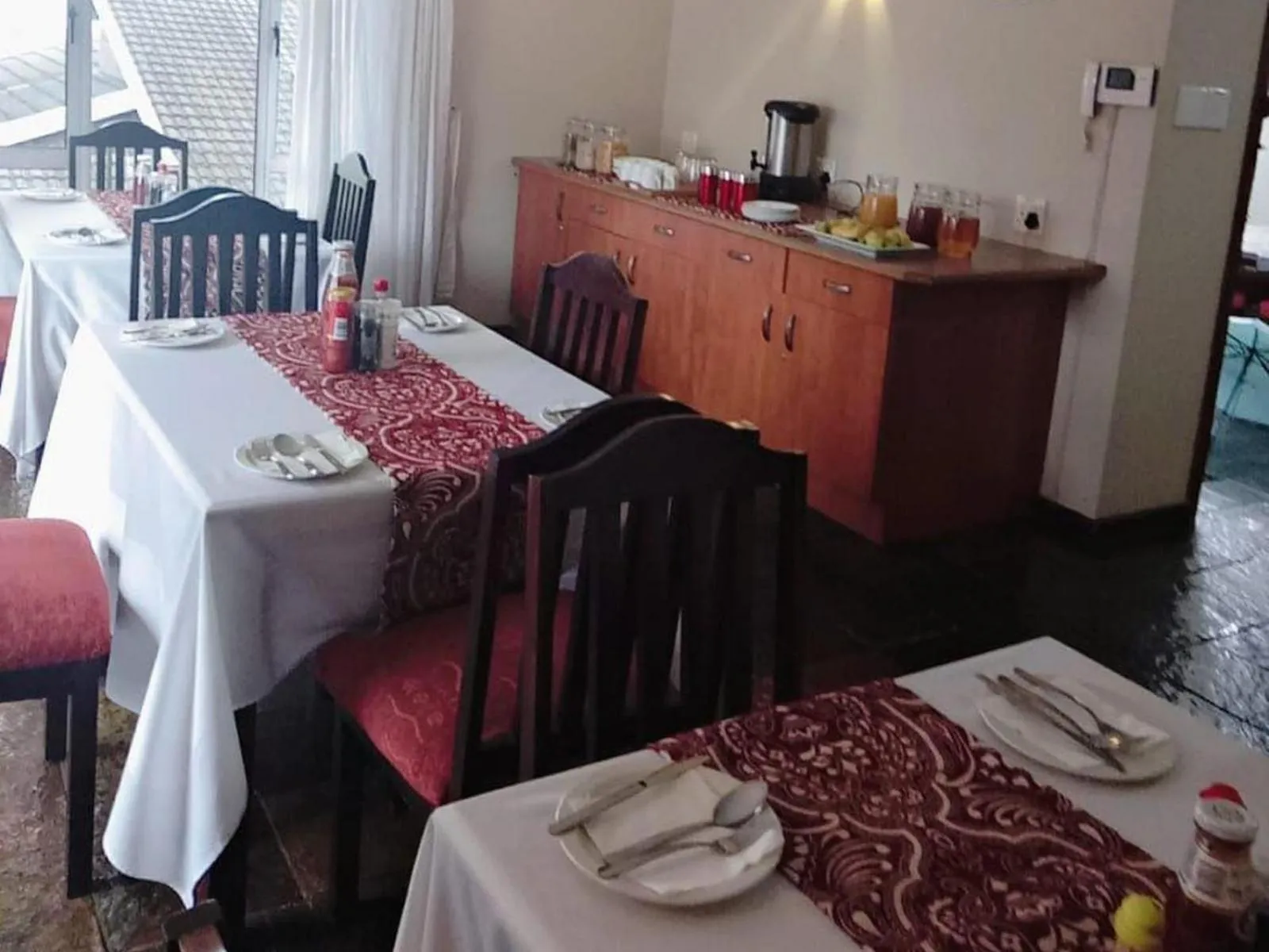 Property building in Singatha Guesthouse