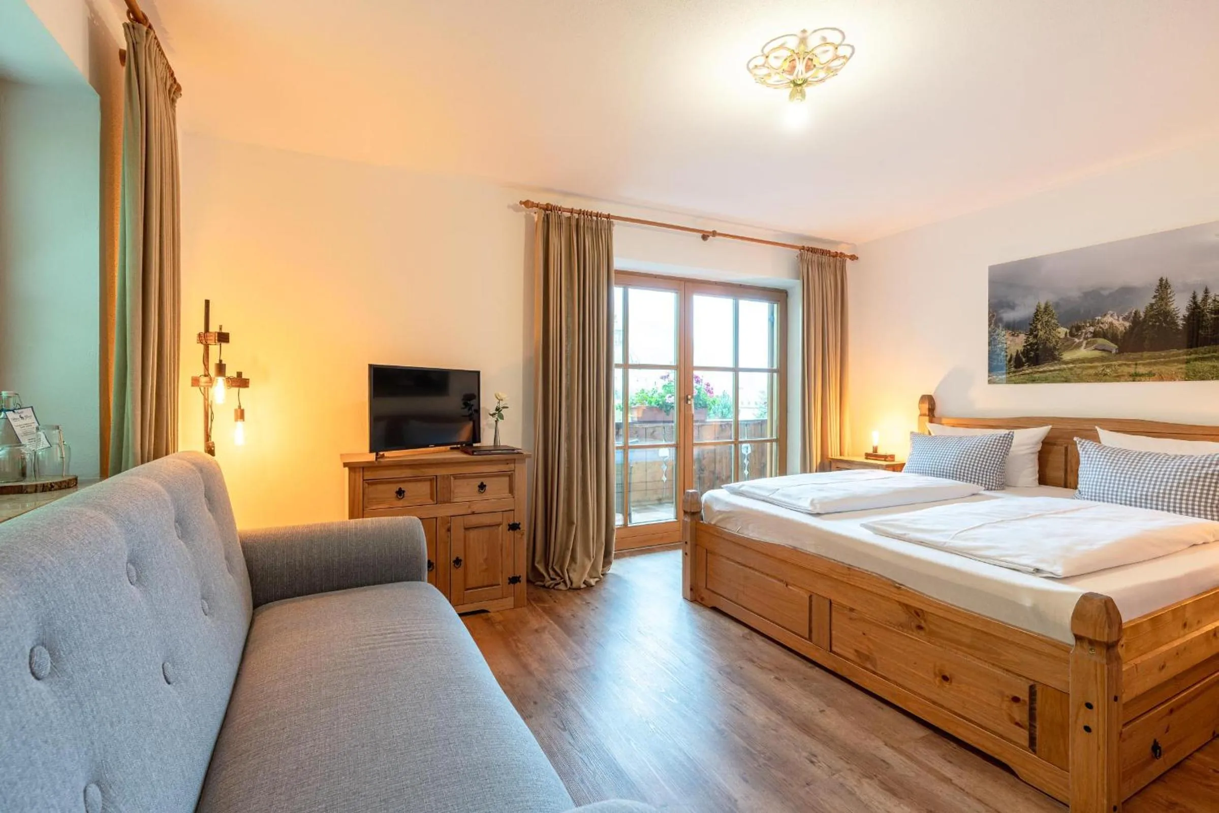 Bed in Hotel Blaue Gams ***S