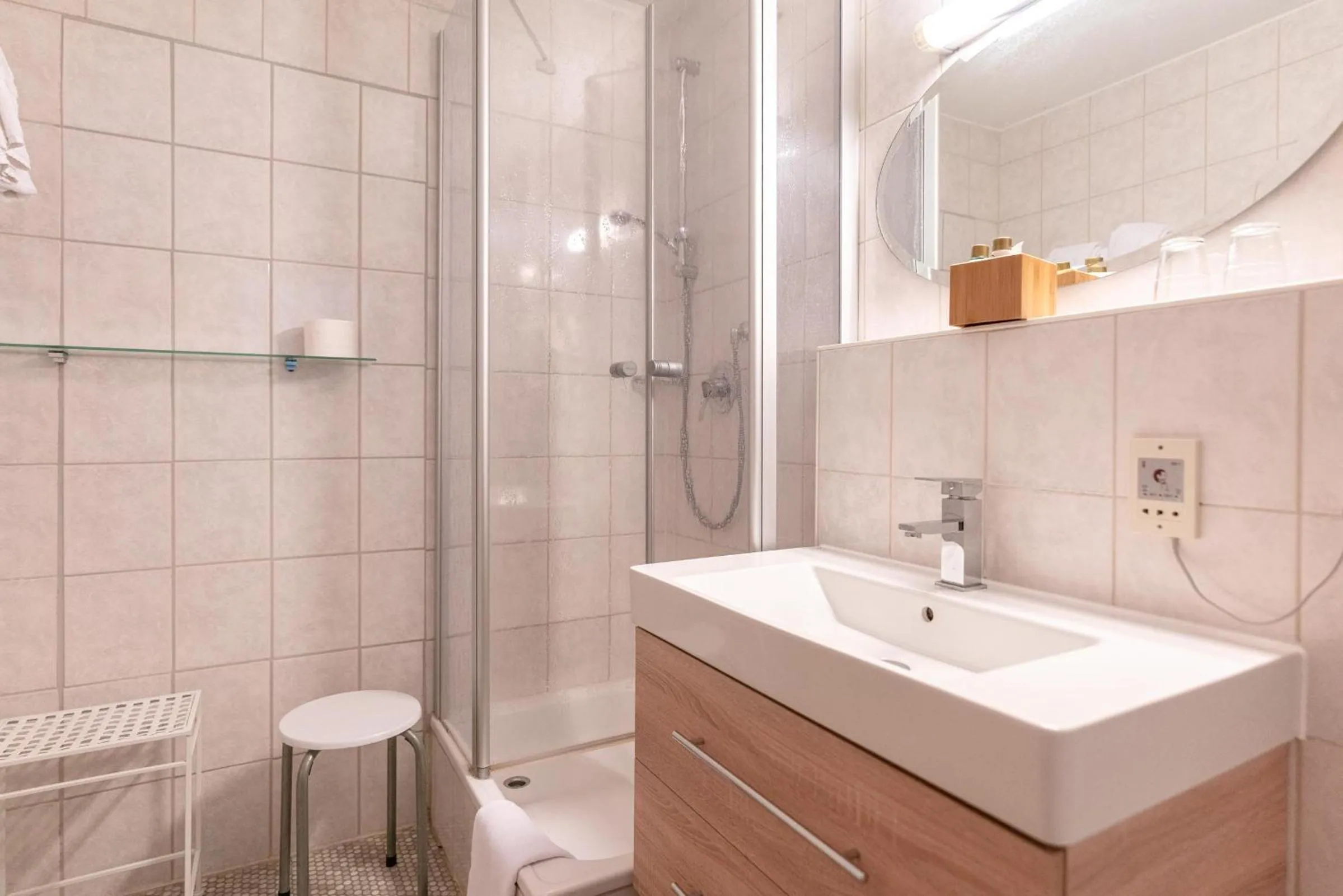 Shower in Hotel Blaue Gams ***S