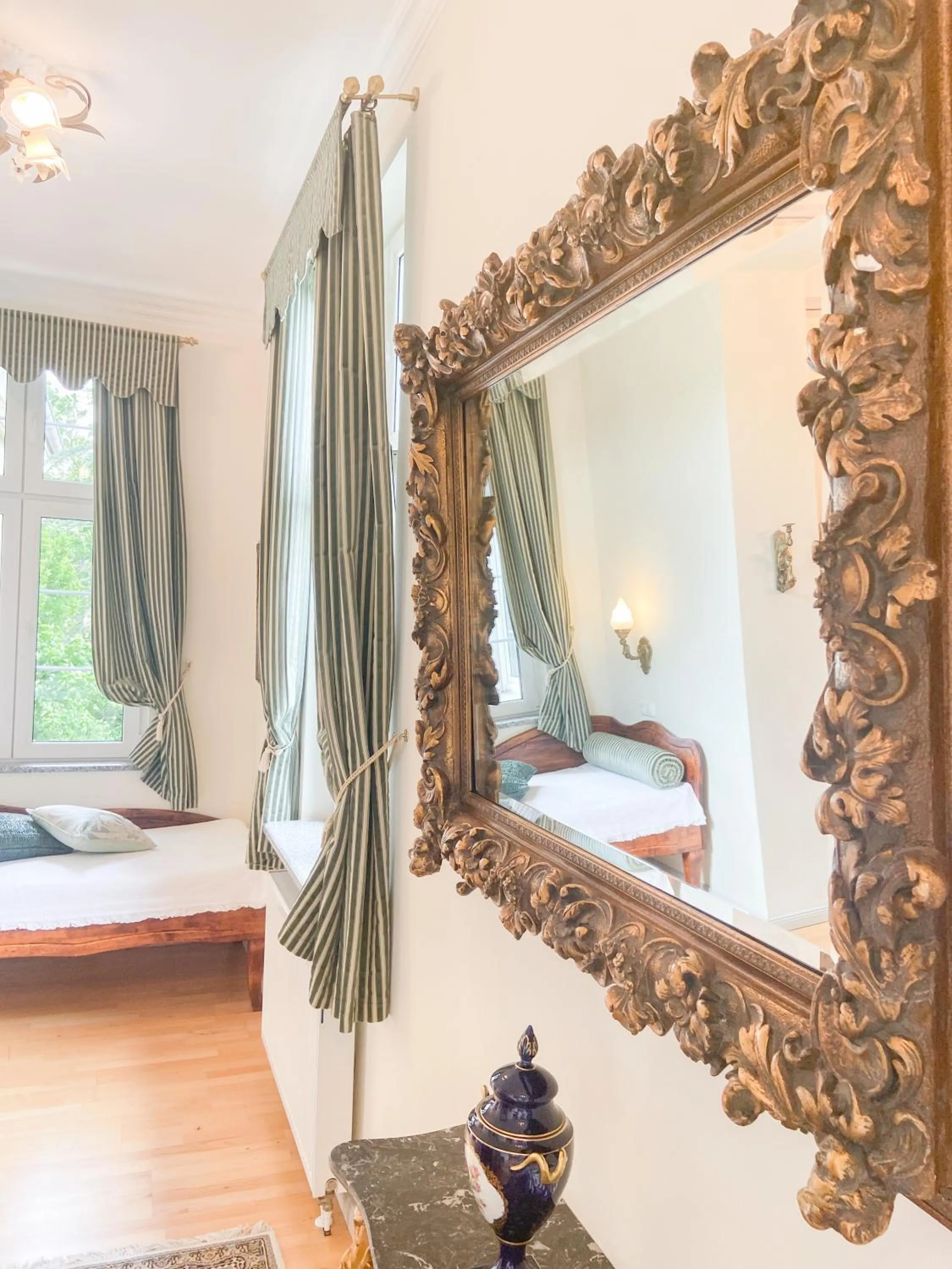 Bed in Hotel Rotdorn