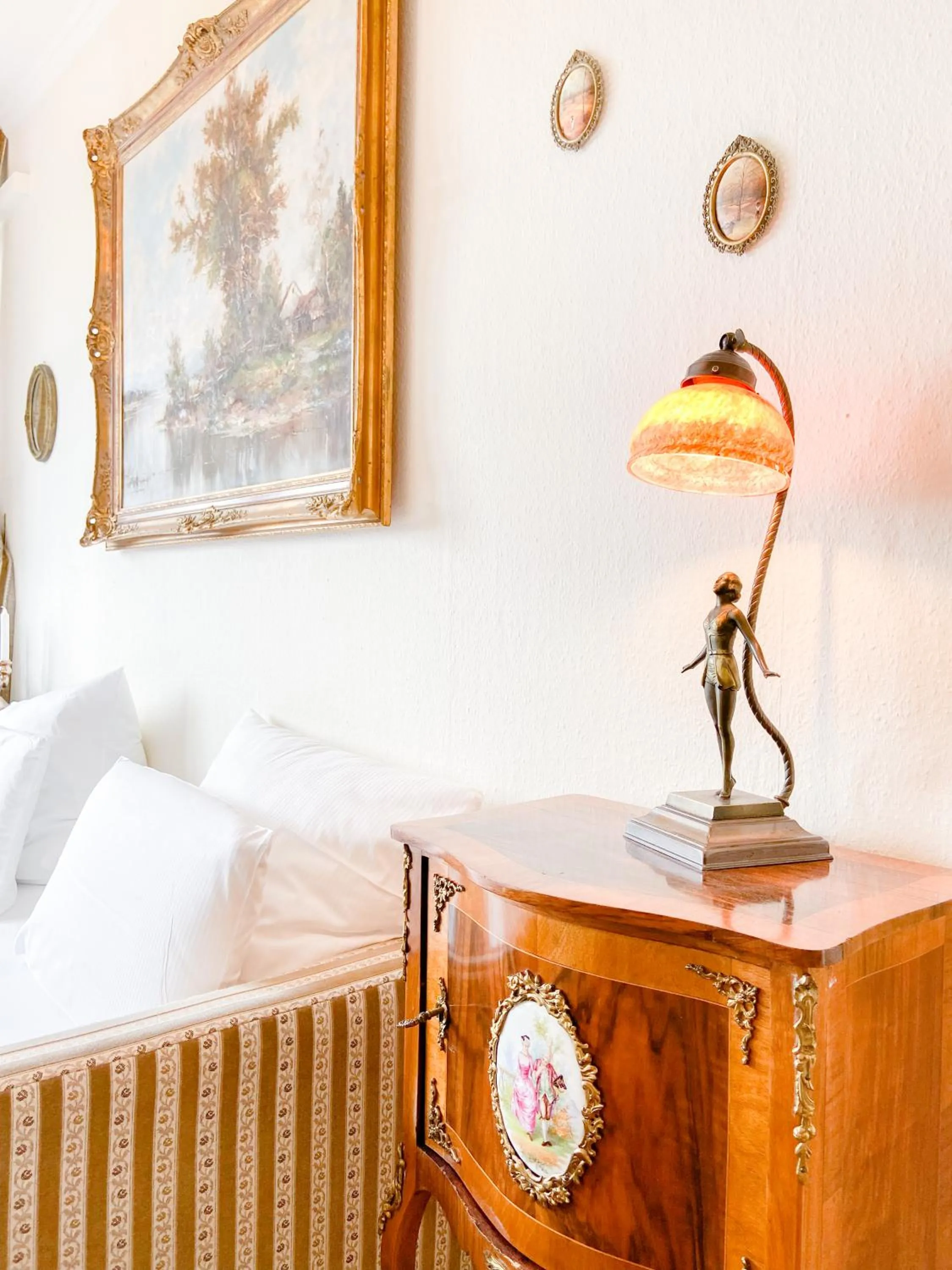 Bed in Hotel Rotdorn