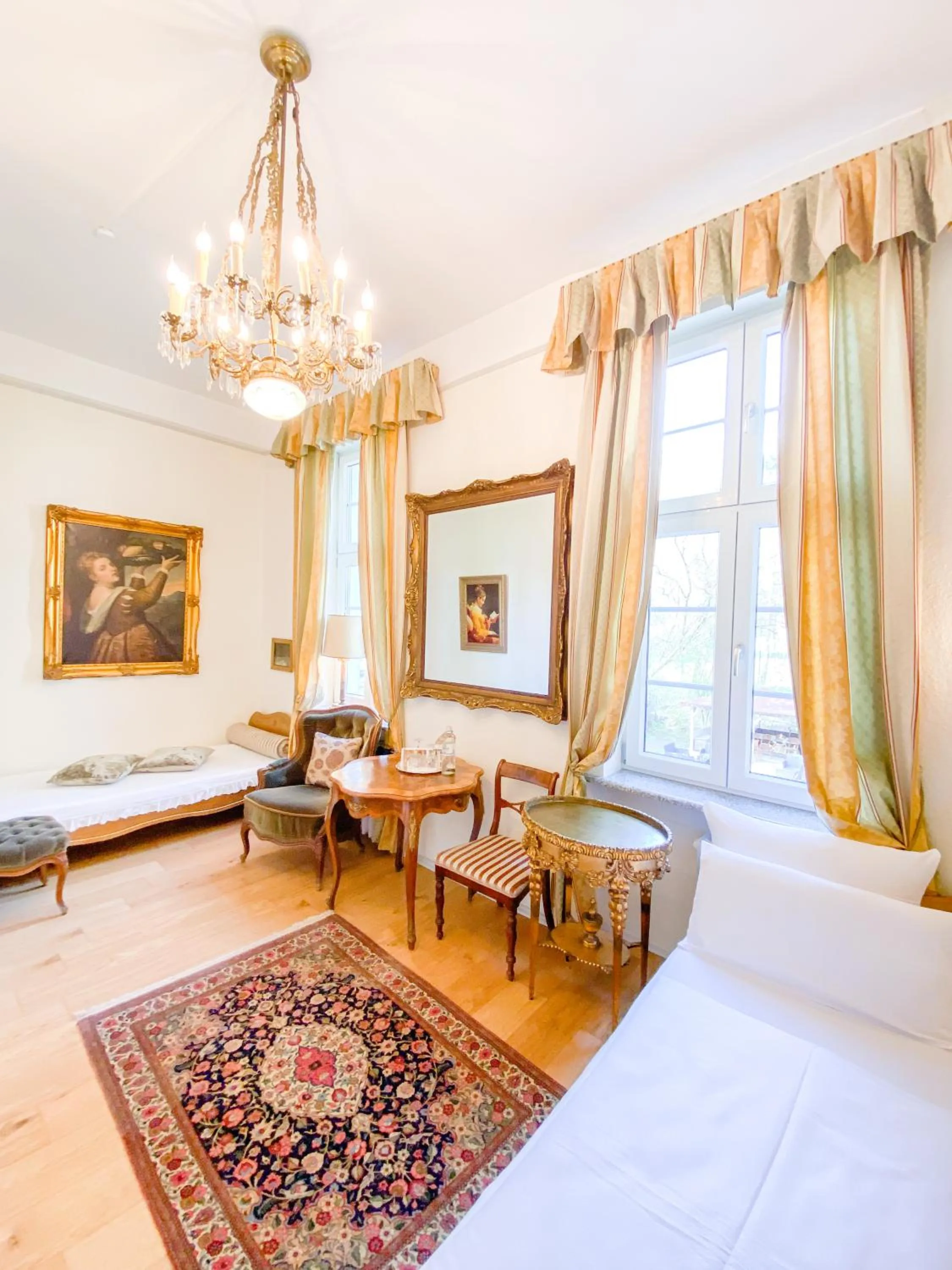 Bed in Hotel Rotdorn