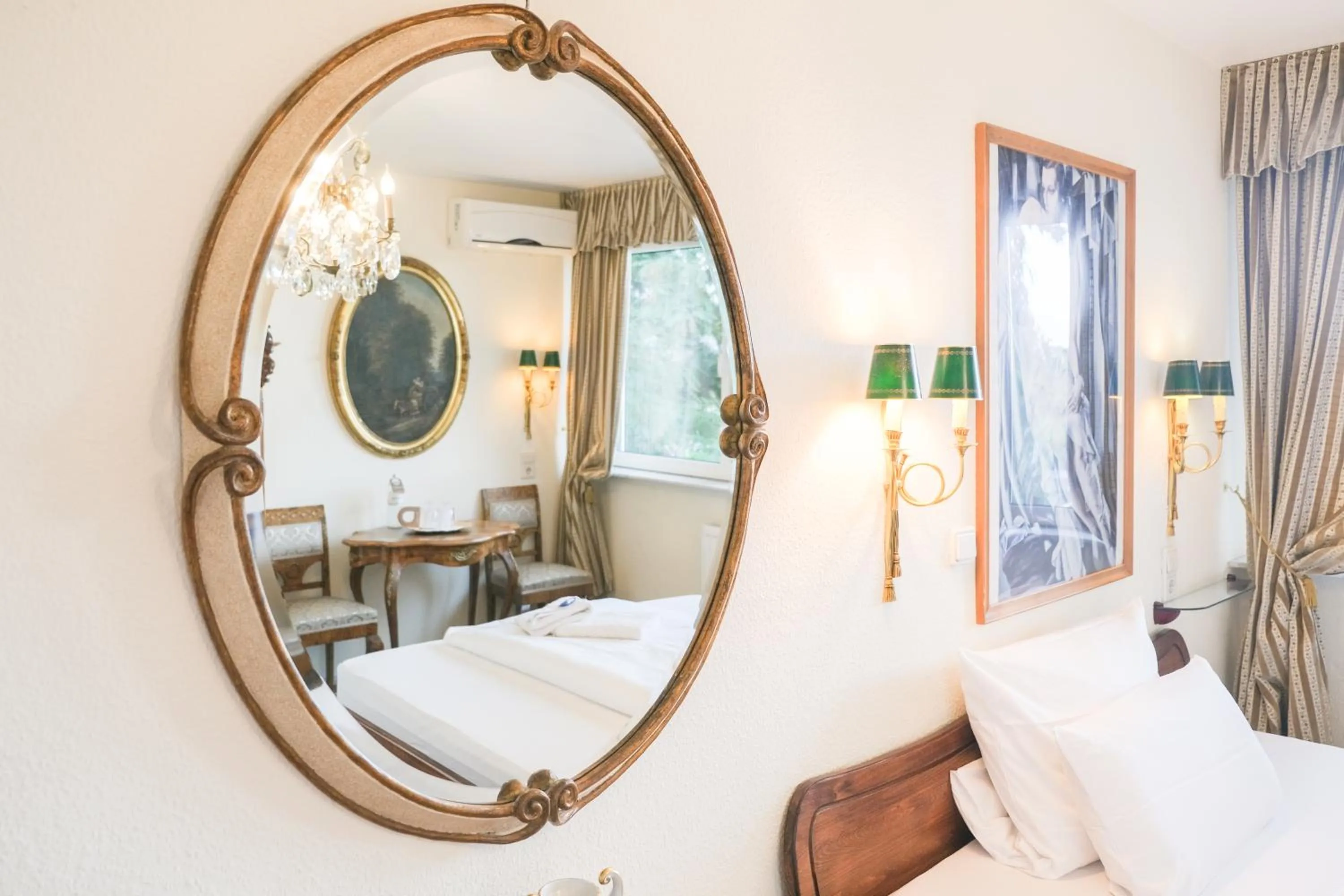 Bed in Hotel Rotdorn