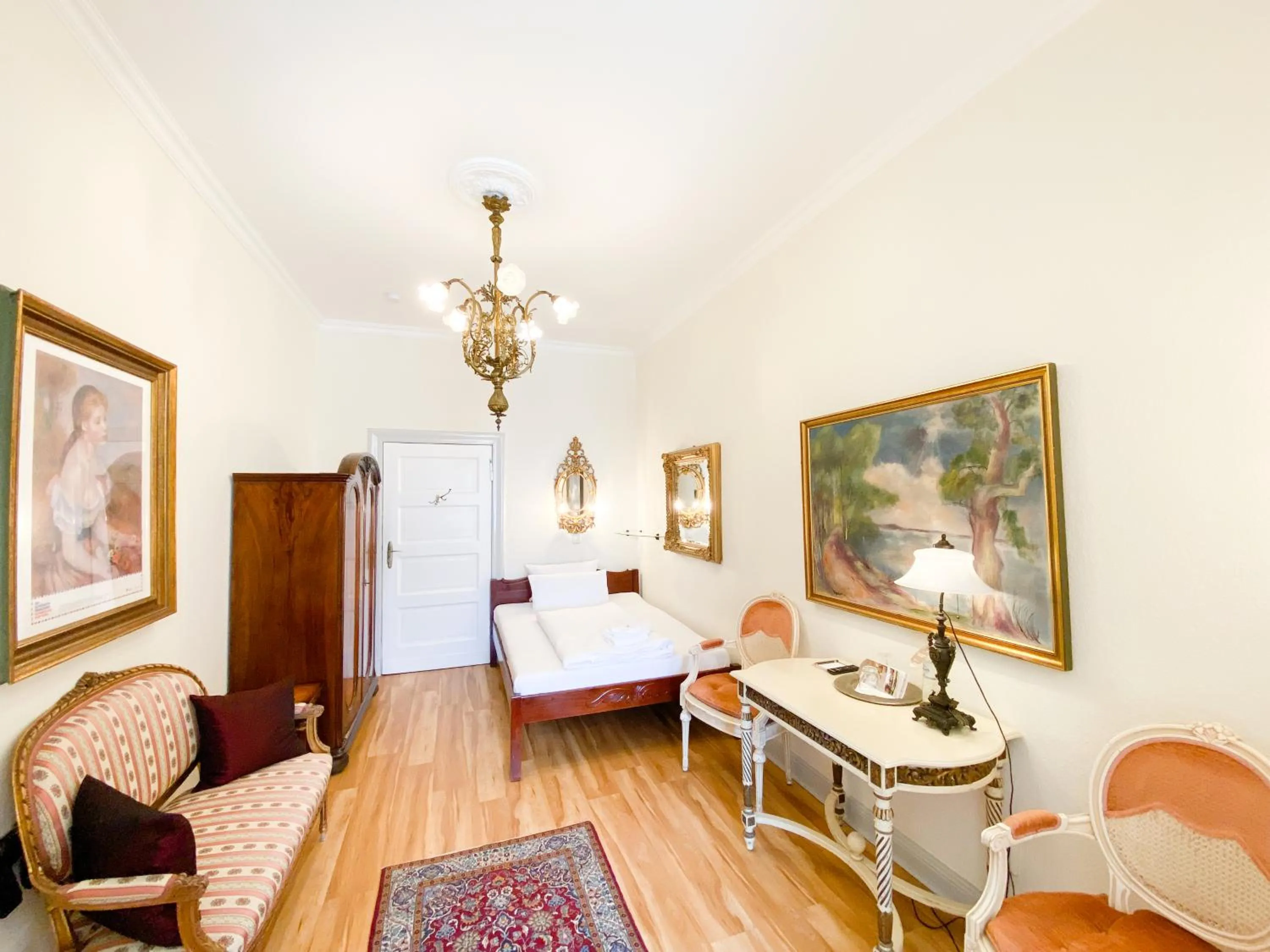 Bed in Hotel Rotdorn