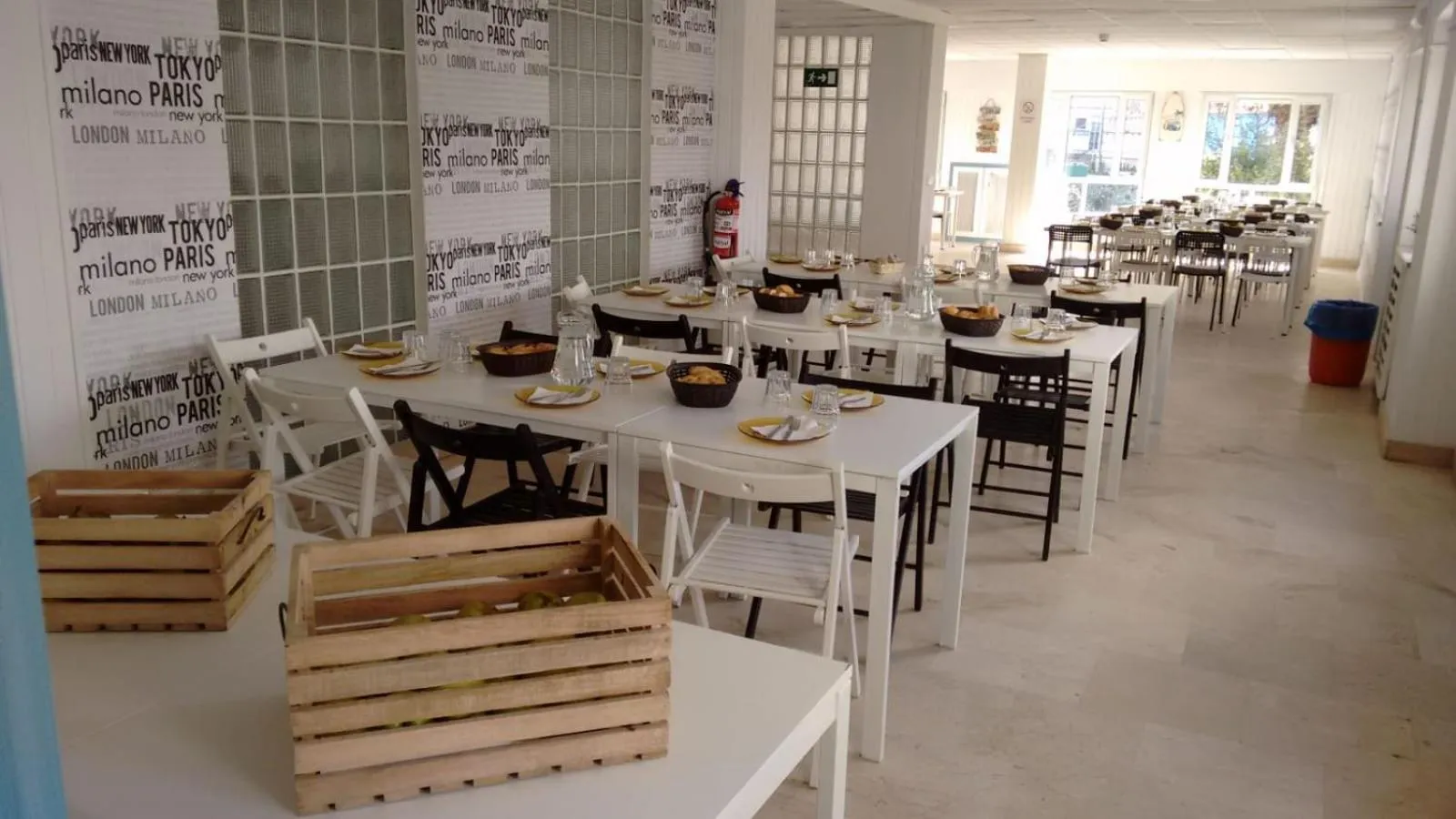 Restaurant/places to eat in Albergue Internacional de Llanes