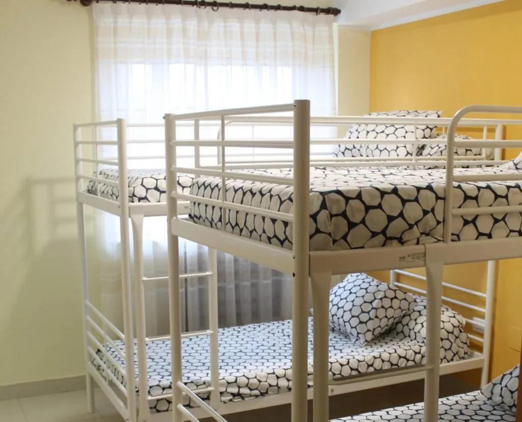 Photo of the whole room in Albergue Internacional de Llanes