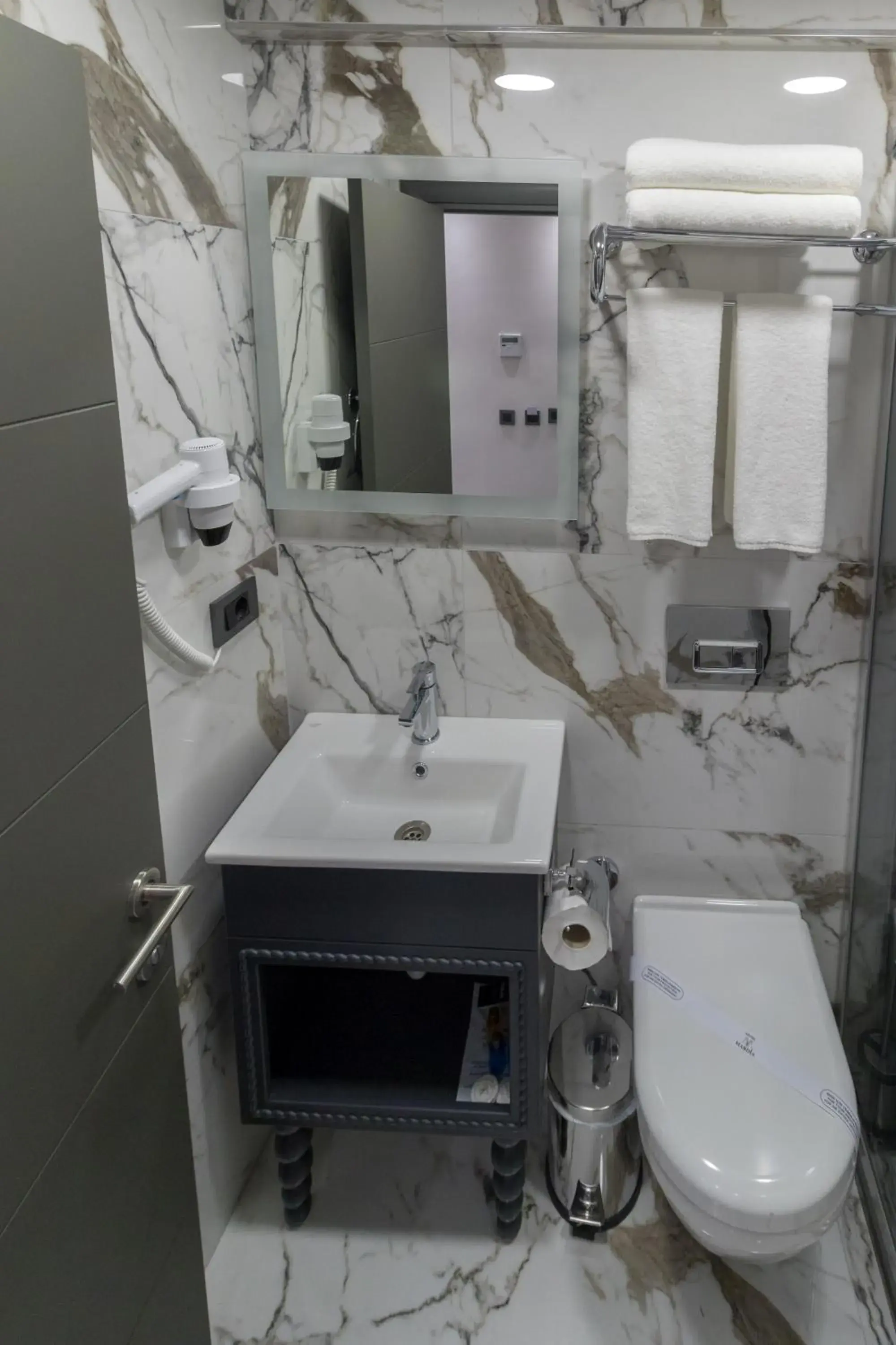 Double or Twin Room in Mardia Hotel Double or Twin Room in Mardia Hotel