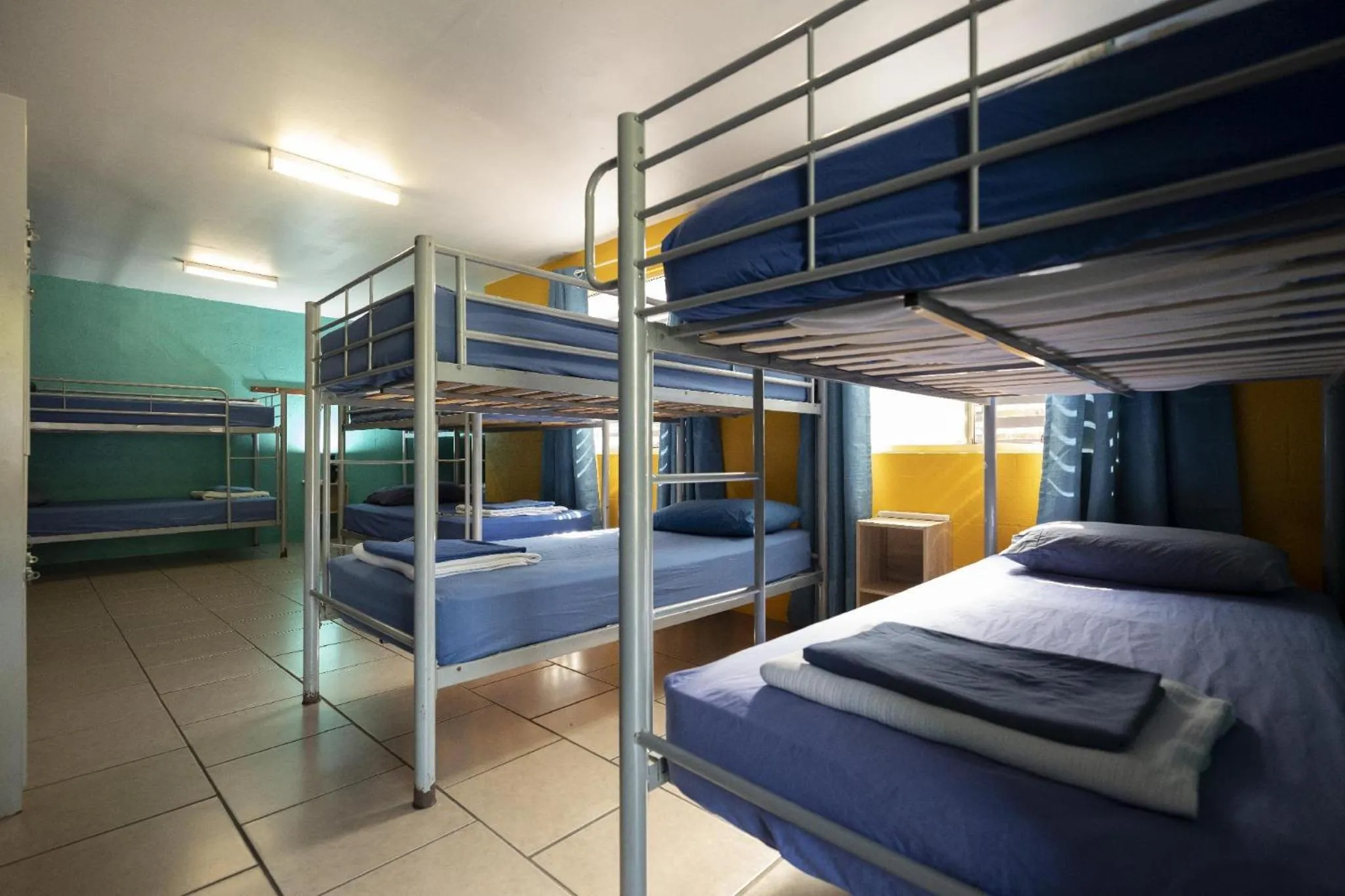 Bedroom, Bed in 1770 Beachside Backpacker