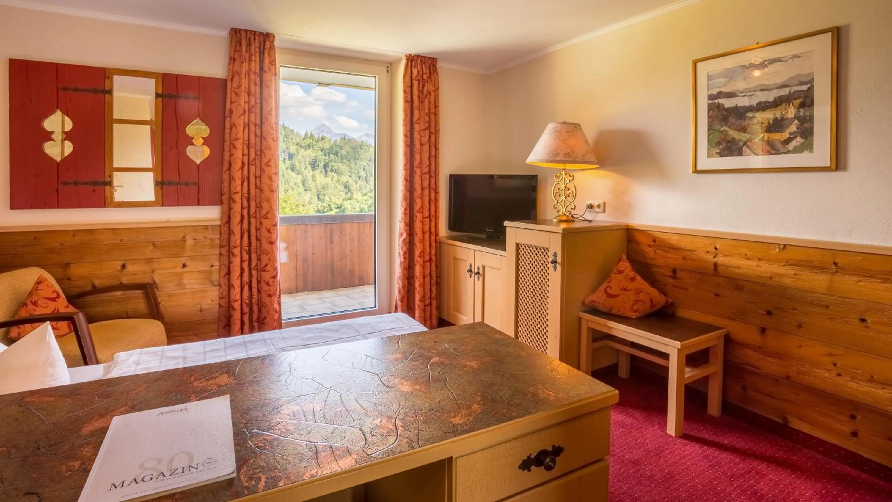 Photo of the whole room in Alpenhotel Oberstdorf - ein Rovell Hotel