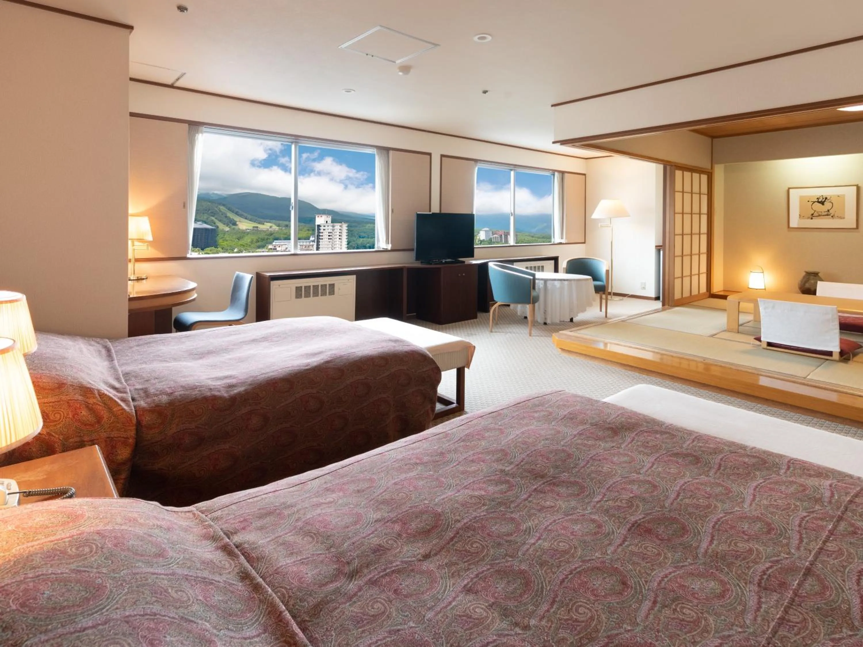 【Smoking】Japanese-Western in Kusatsu-onsen Hotel Resort