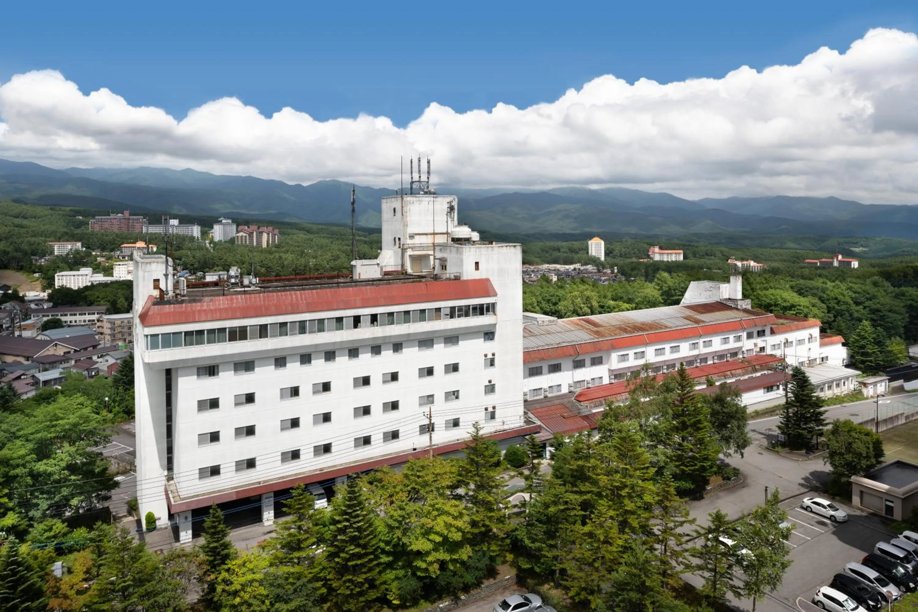 Property building in KAMENOI HOTEL Kusatsu Resort