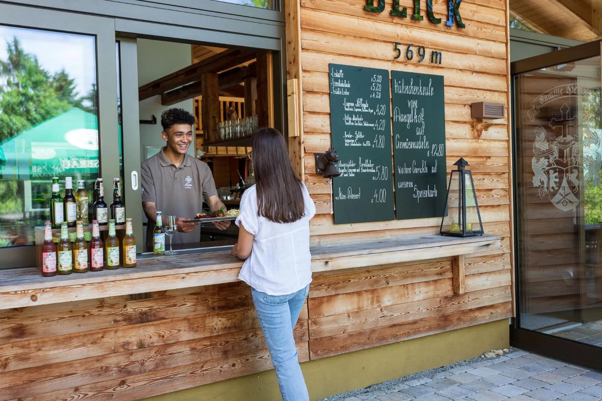 Restaurant/places to eat in Ringhotel sKreuz