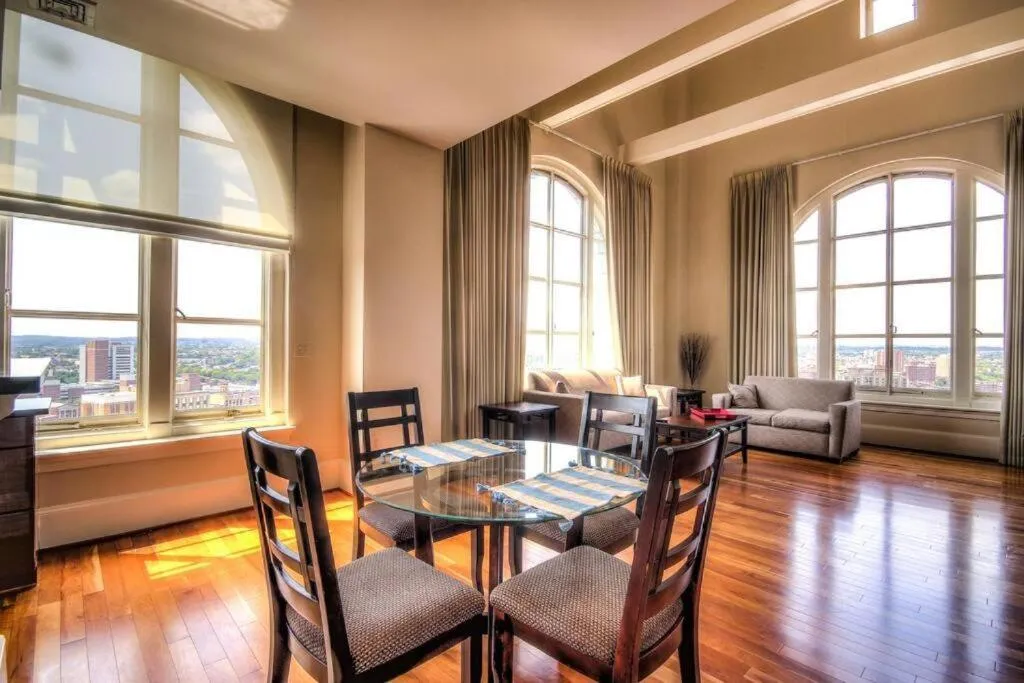 Harbor apartments Free indoor Parking