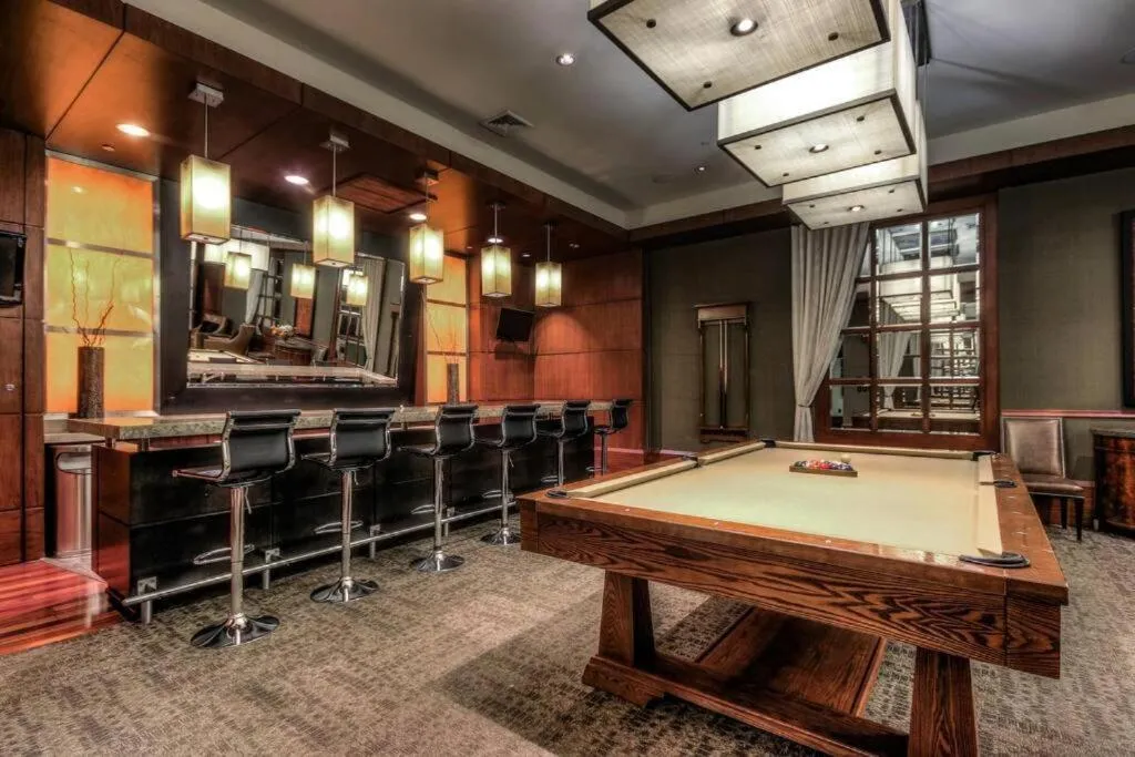 Harbor apartments Free indoor Parking