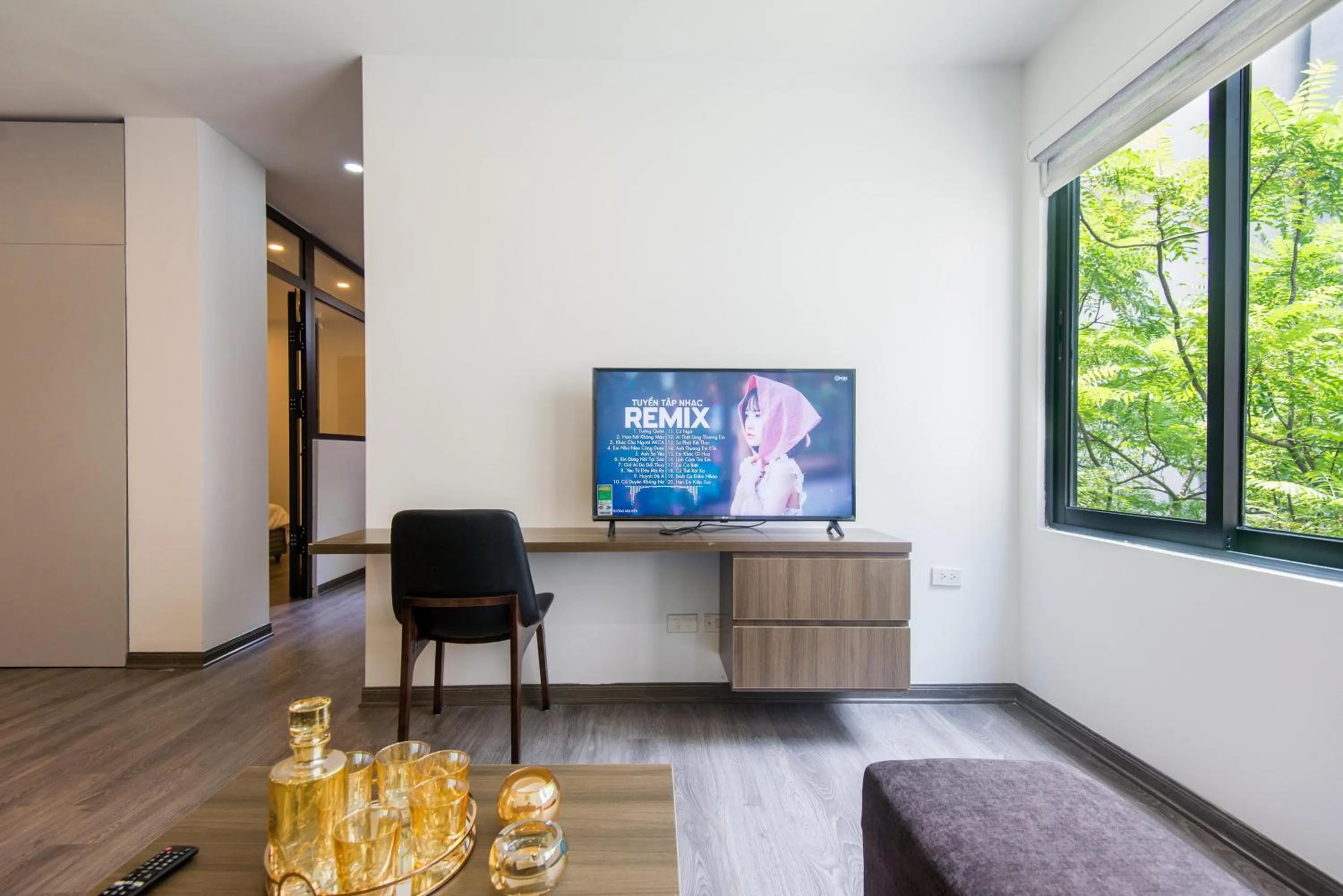 TV and multimedia in 22housing Hotel 20 Linh Lang