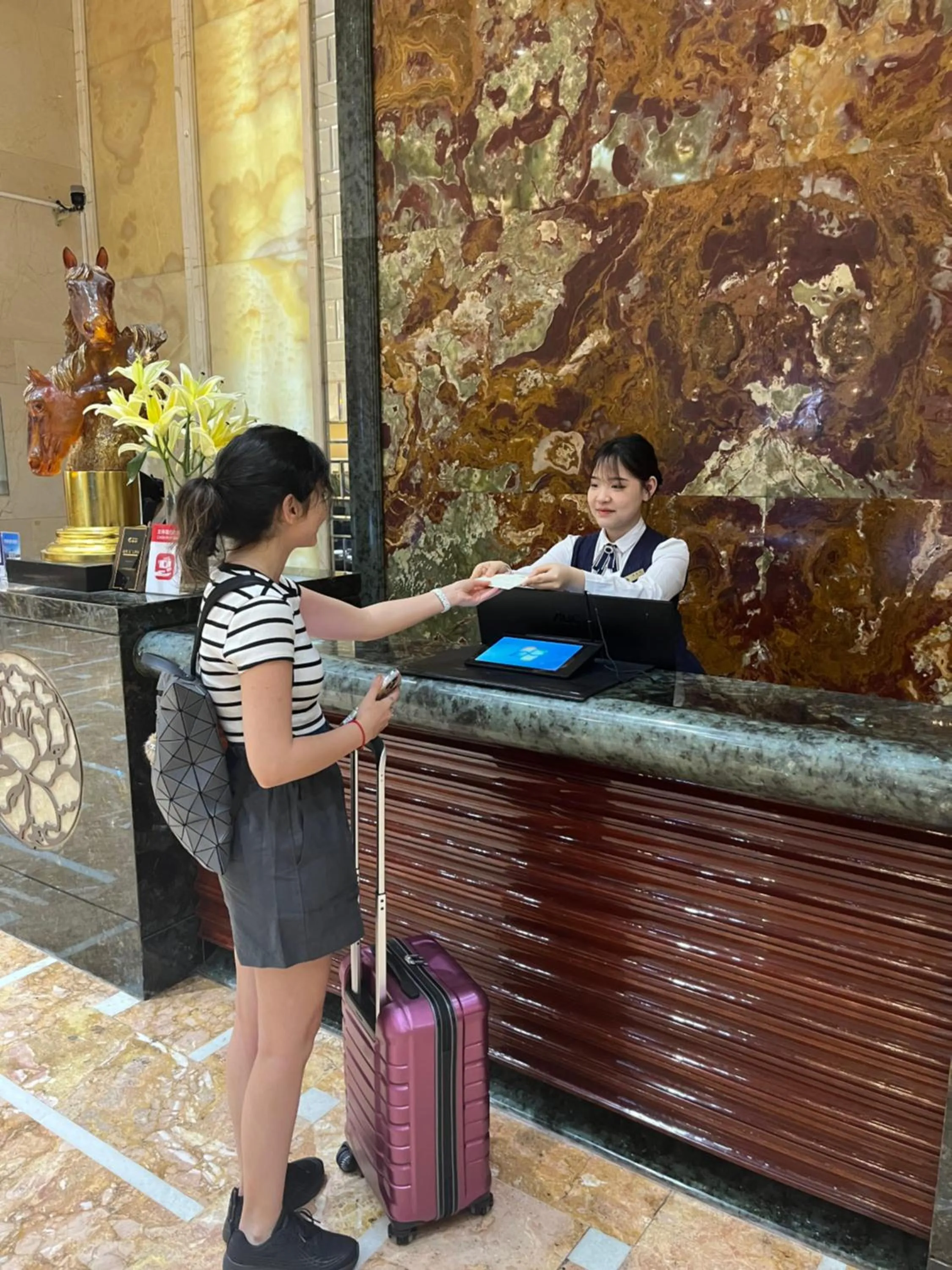 Lobby or reception in Days Hotel & Suites China Town