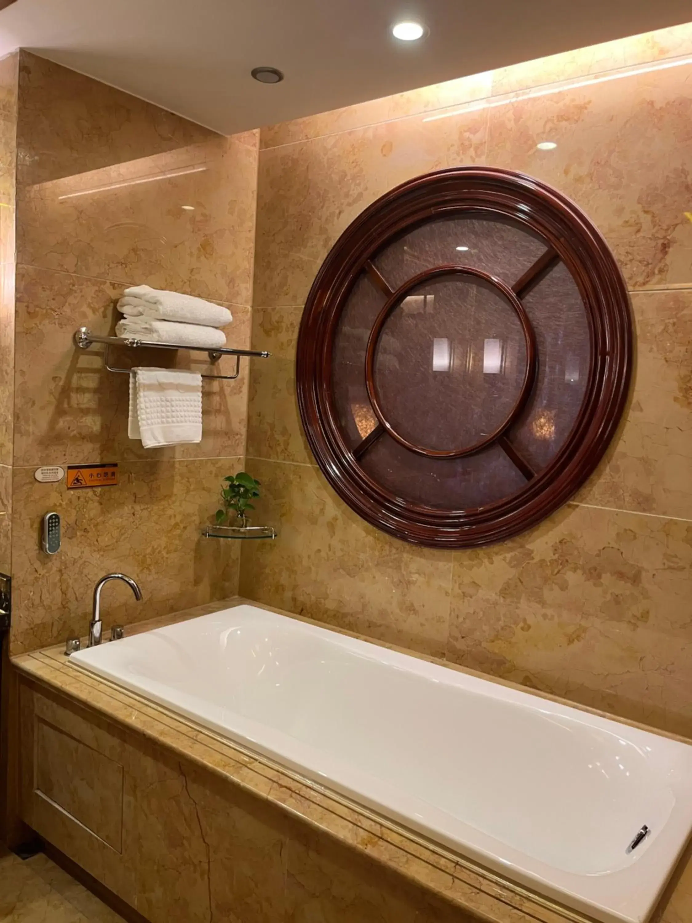 Deluxe Suite in Days Hotel & Suites China Town Deluxe Suite in Days Hotel & Suites China Town