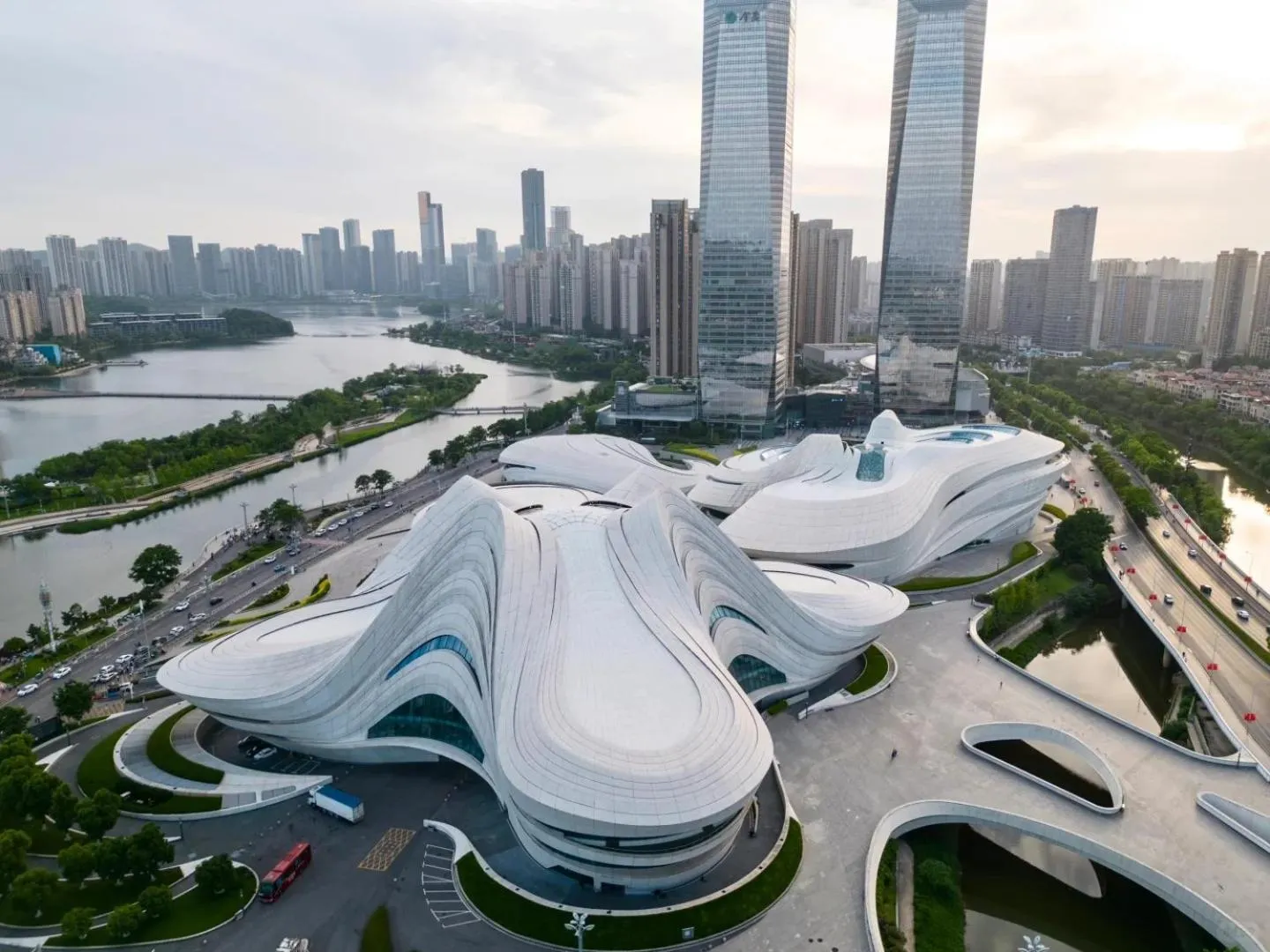 City view in Days Hotel & Suites China Town