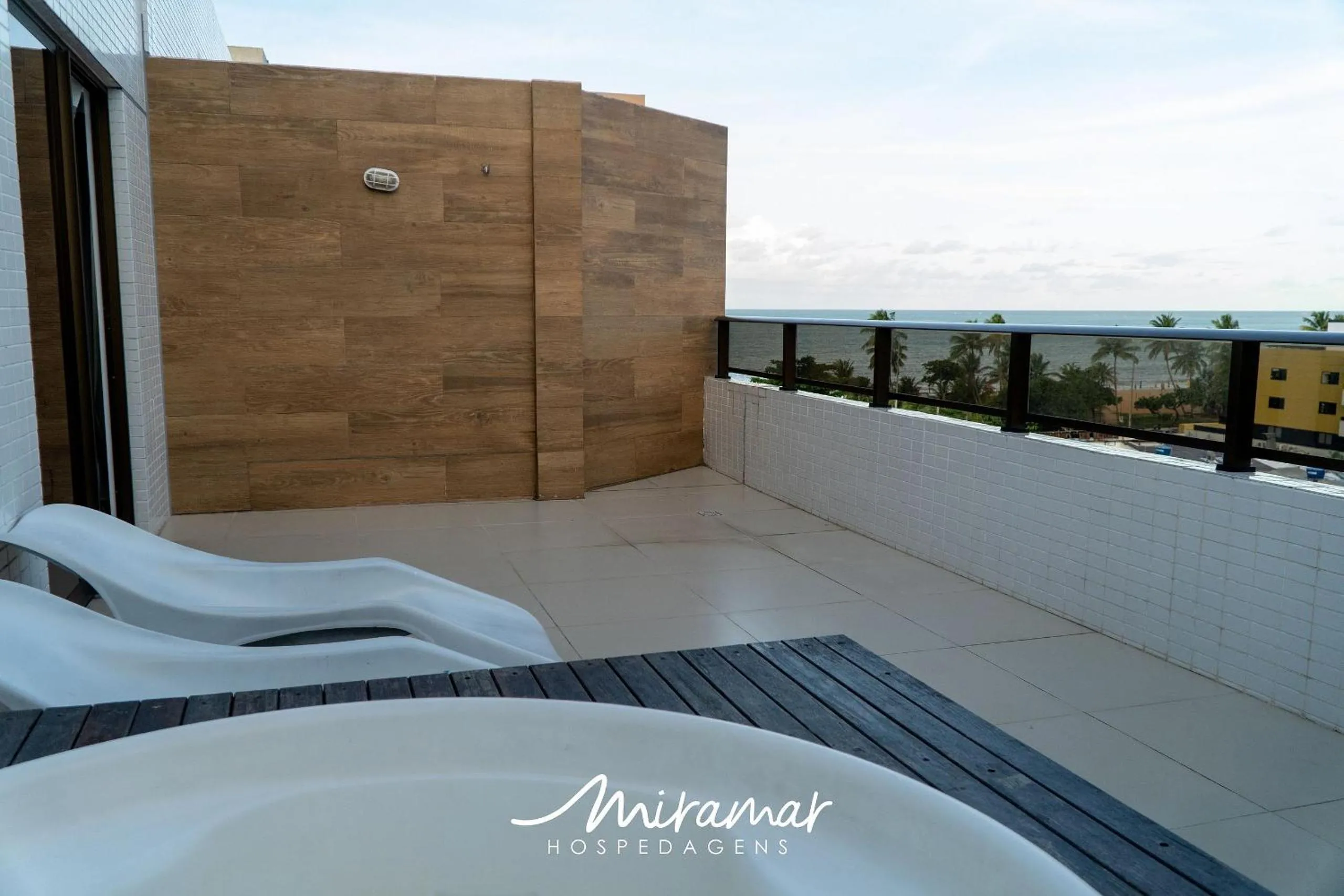 Balcony/Terrace in Gold Flat - Miramar Hospedagens