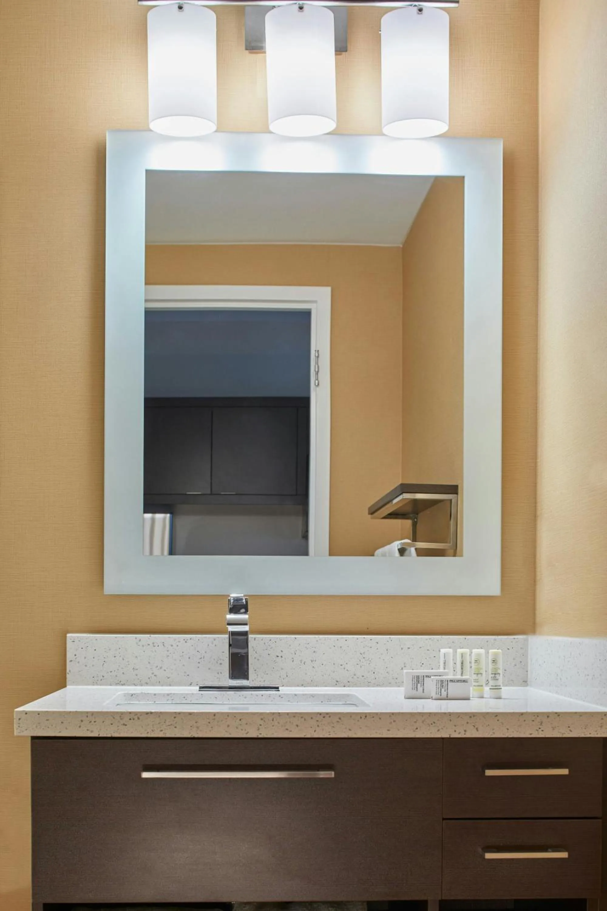 Bathroom in TownePlace Suites by Marriott Columbus North - OSU