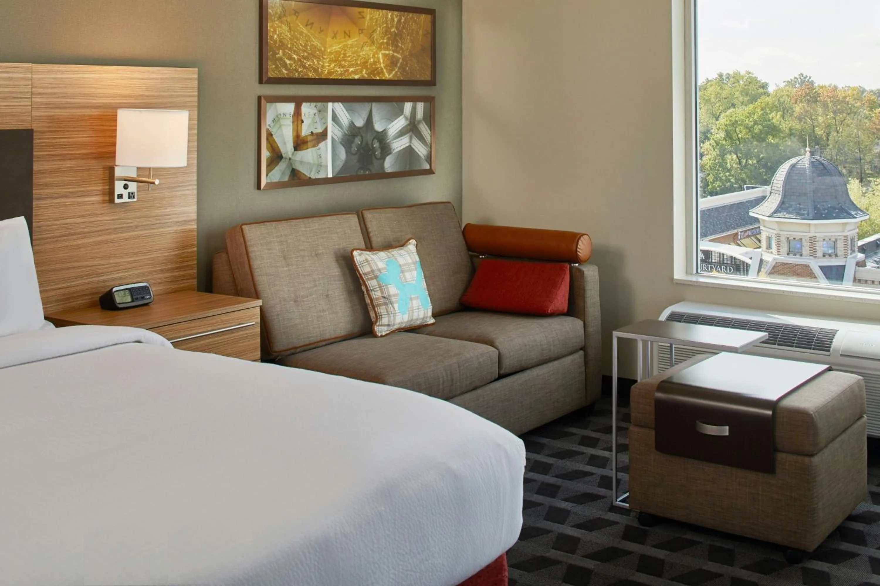 Photo of the whole room, Bed in TownePlace Suites by Marriott Columbus North - OSU