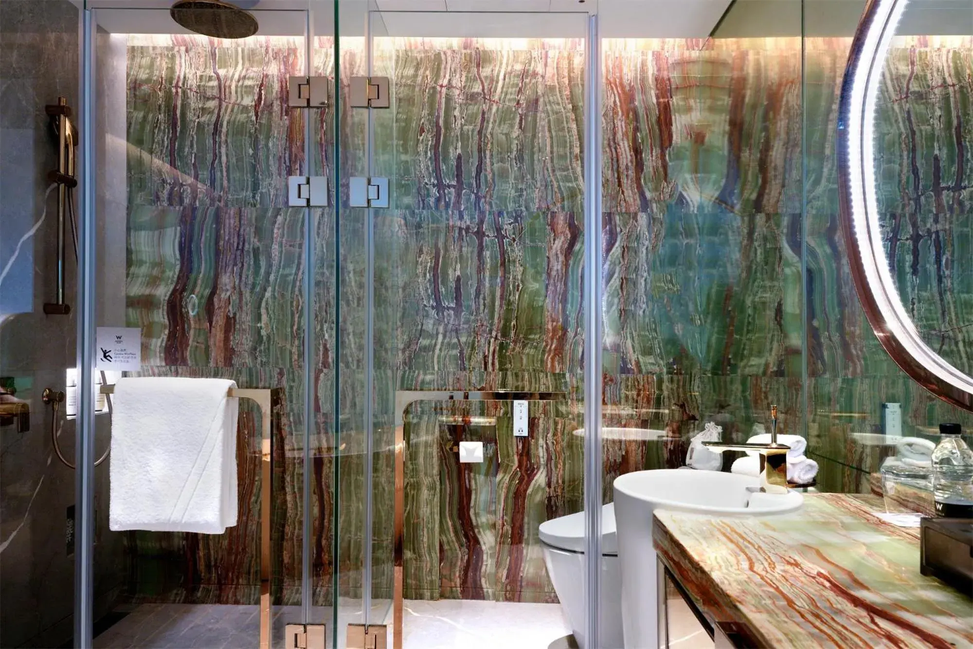 Spectacular King Room with City View in W Chengdu Spectacular King Room with City View in W Chengdu